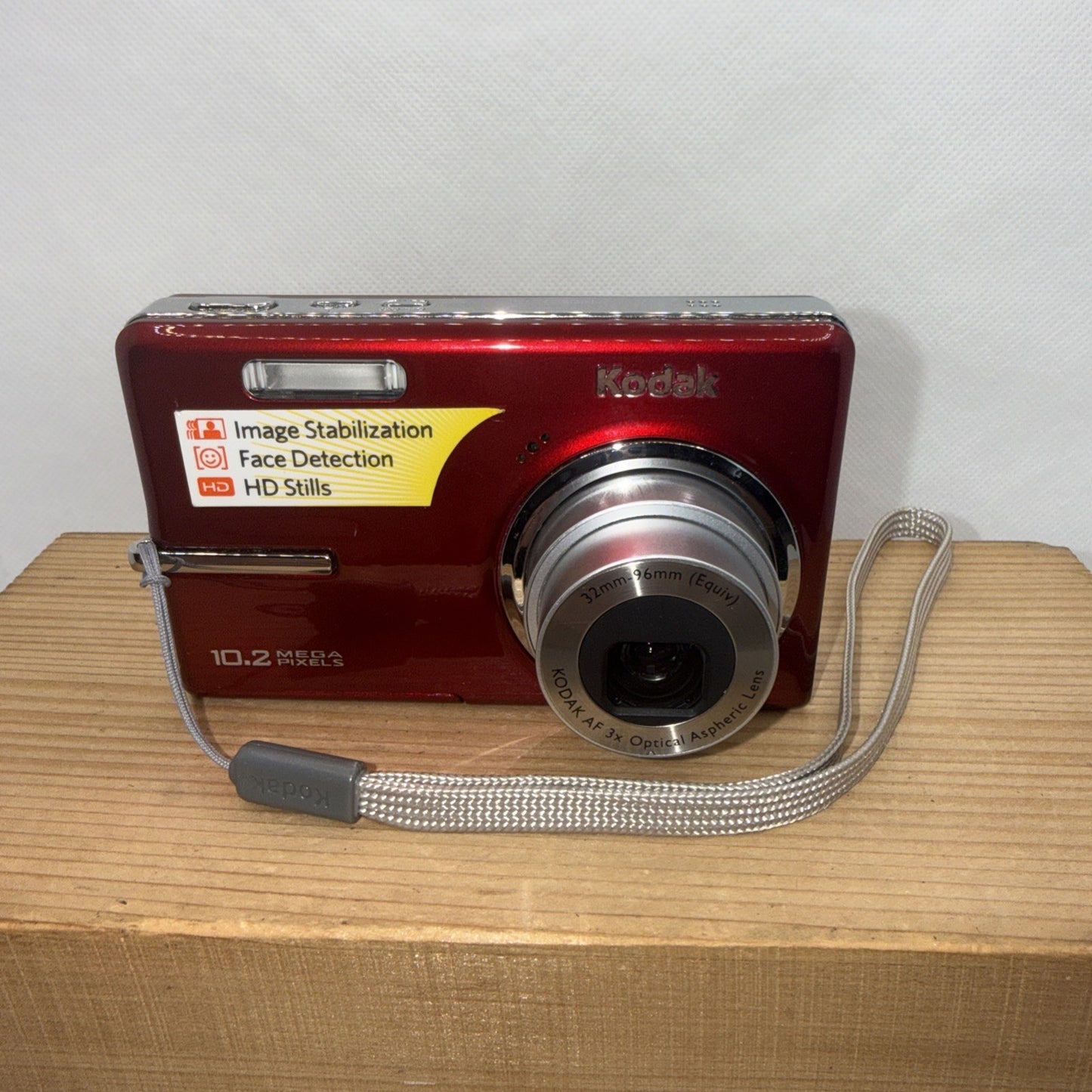 Kodak EasyShare M1073 Is Digital Camera 10.2MP Tested + Charger Battery 4GB SD