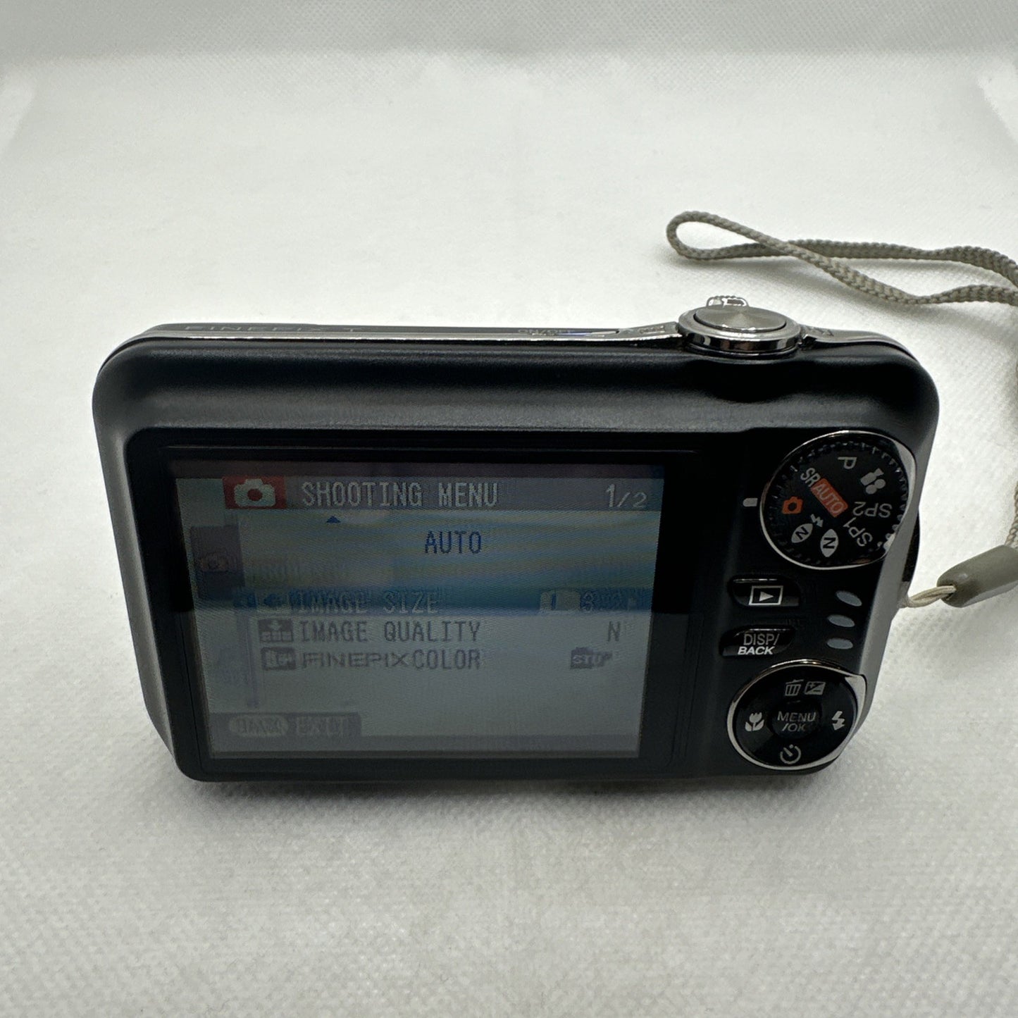 Fujifilm FinePix T200 14.0MP CCD Digital Camera Tested + Charger Battery 16GB SD3