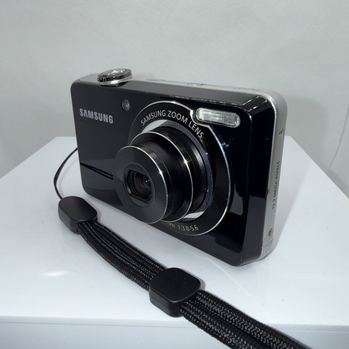 Samsung PL100 12.2MP Selfie Screen Digital Camera Tested + Charger Battery 4GB