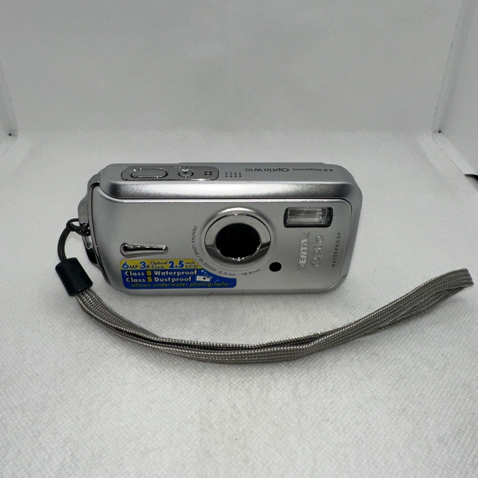 Pentax Underwater Digital Camera Optio W10 6.0MP Tested + Accessories2