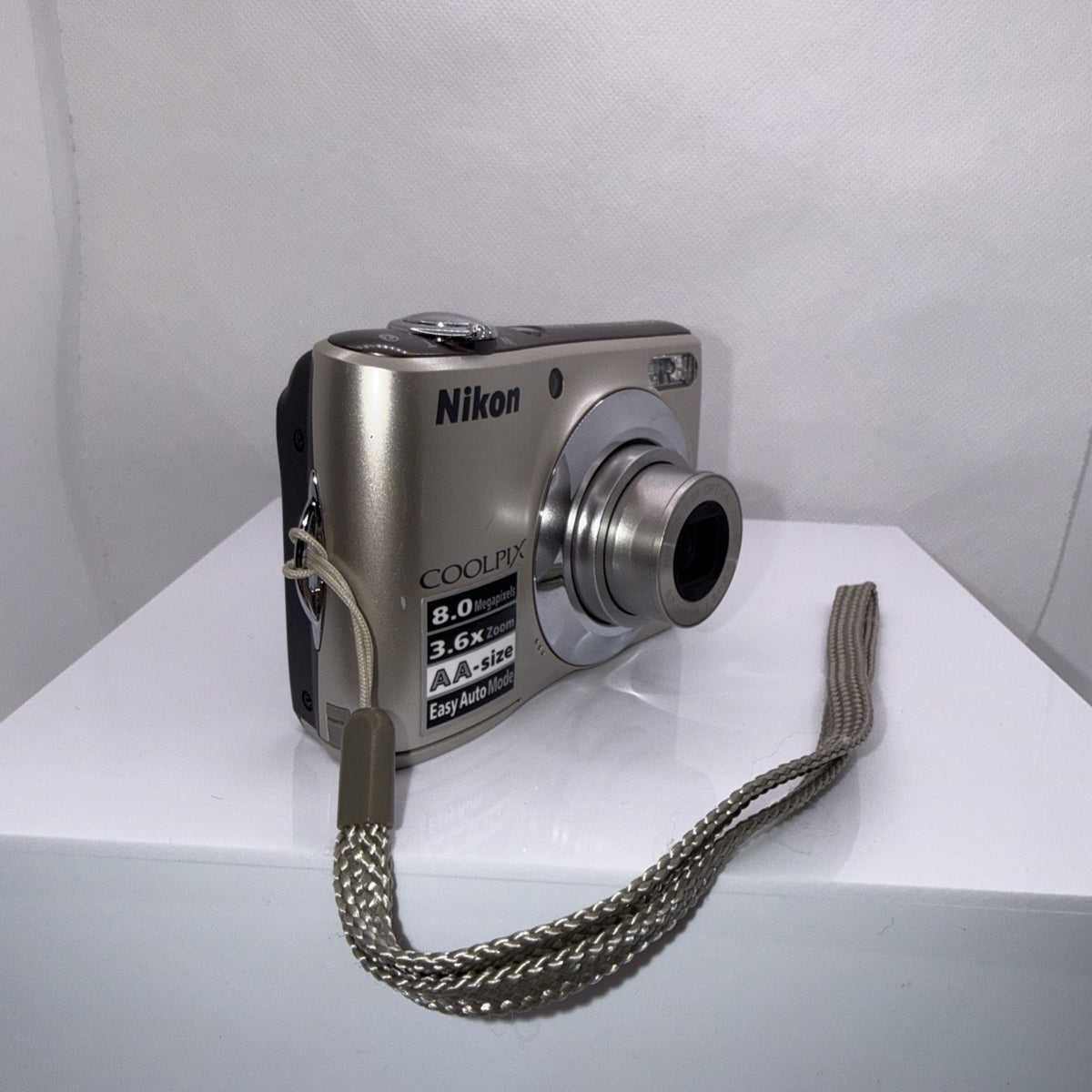 Nikon Coolpix L21 8MP Digital Camera Tested + Charger Batteries 4GB SD Full Kit
