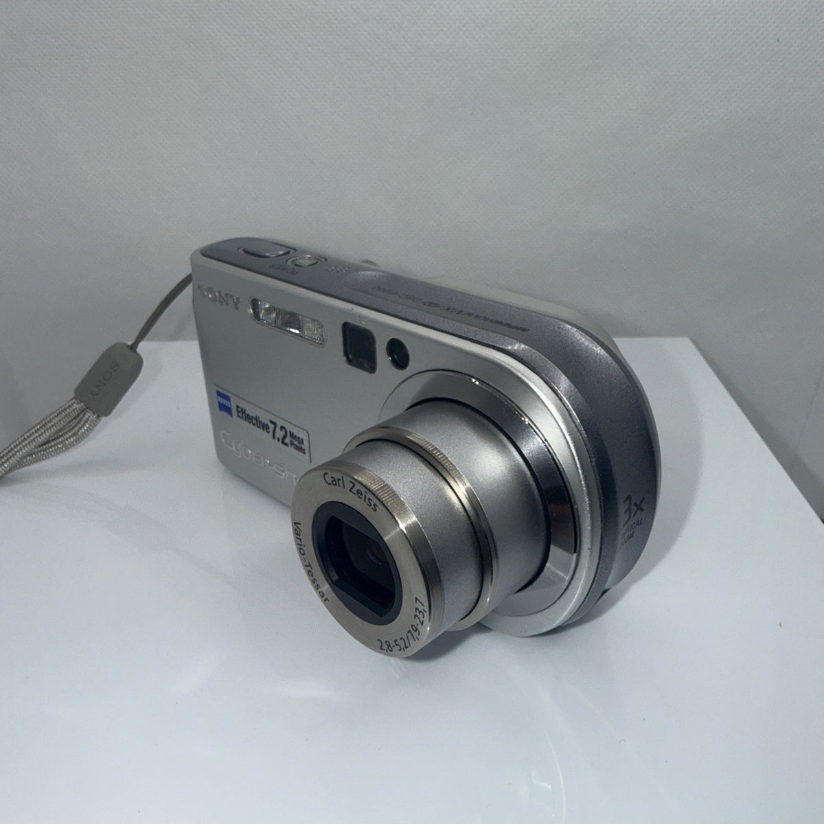 Digital Camera Sony Cyber-shot DSC-P200 7.2MP Tested - Full Kit Ready To Use!