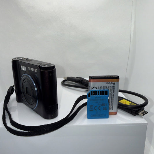 Samsung NV40 10MP Digital Camera Tested Working + Charger Battery 4GB SD Card