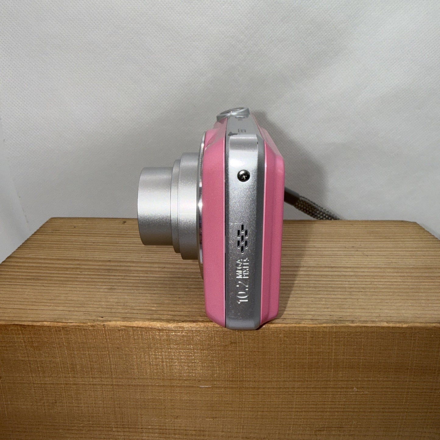 Samsung ES Series ES67 10.2MP Digital Camera  (Tested Working)