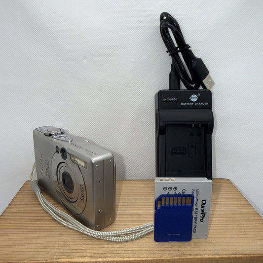 Canon IXUS 55 5.1MP Digital Camera Tested * Minor Screen Issue + Accessories