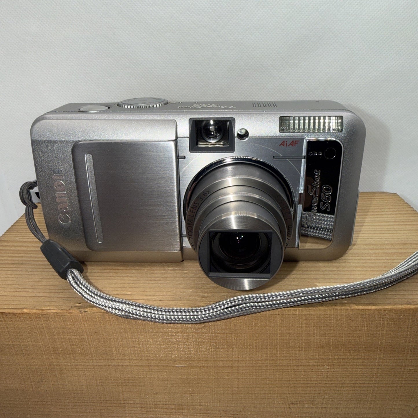 Canon PowerShot S60 Digital Camera 5MP Tested + Charger Battery Memory VGC