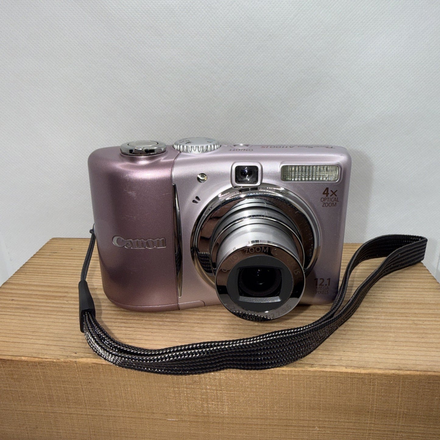 Canon PowerShot A1100 IS 12.1MP Pink Digital Camera Tested + 4GB SD Card & Case