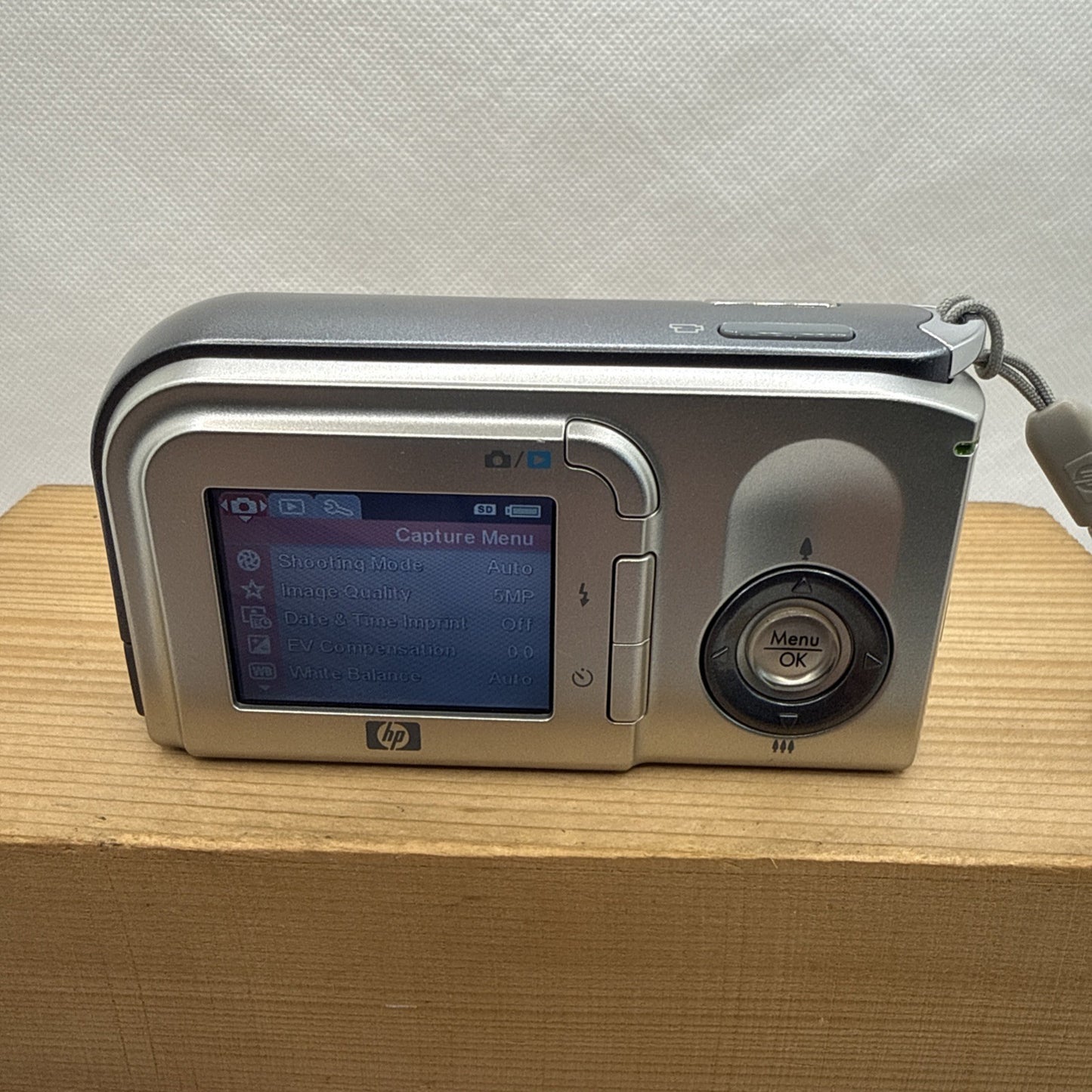 HP Photosmart E327 5.0MP Digital Camera Tested Working + SD Card VGC