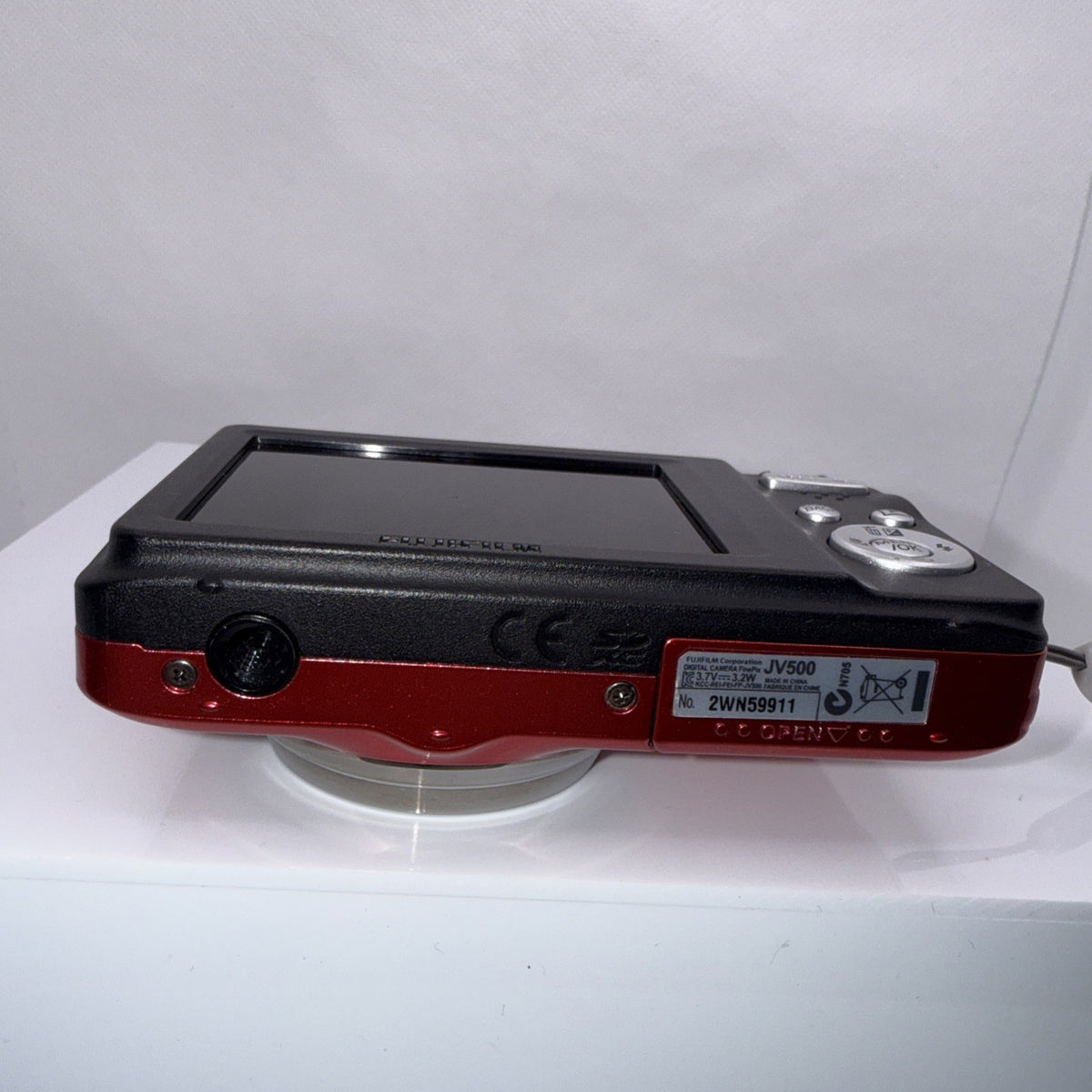 Digital Camera Fujifilm FinePix JV500 14MP Tested + Charger Battery 4GB SD