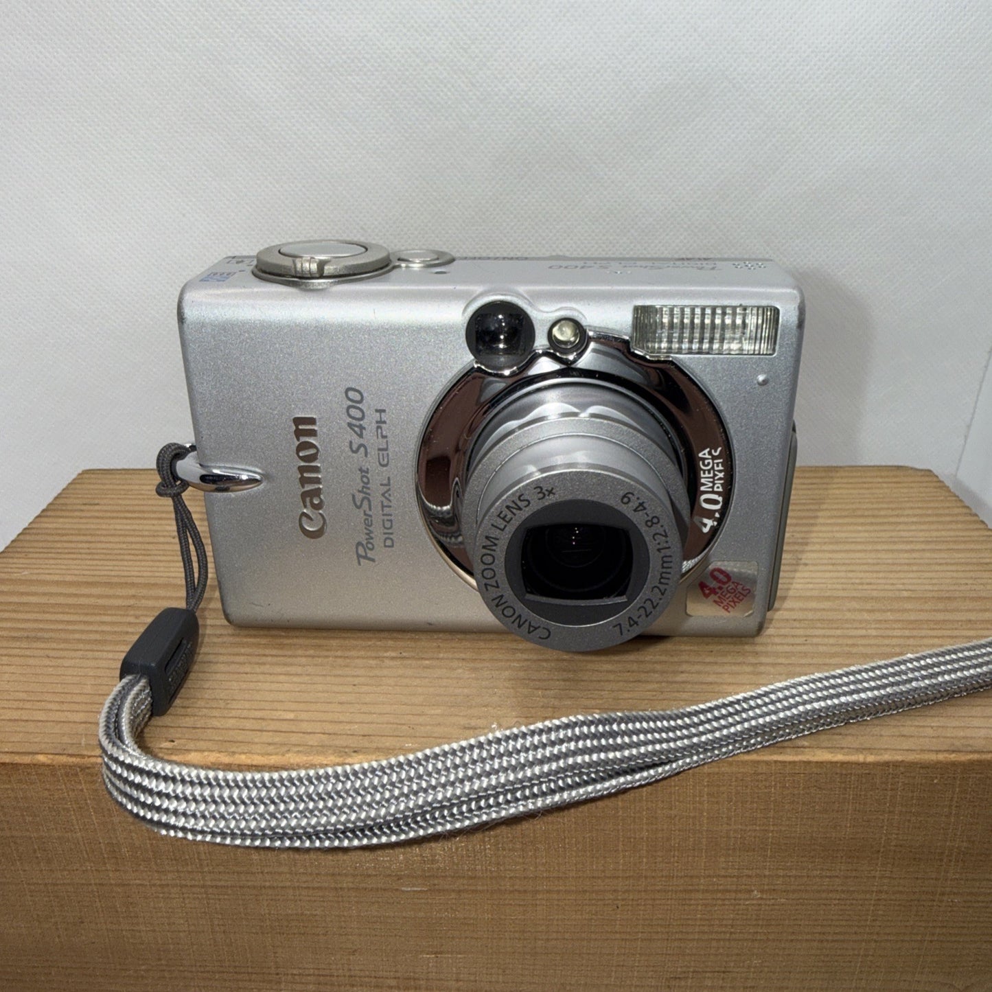 Retro Canon Powershot S400 Digital ELPH 4MP Digital Camera Tested + Accessories