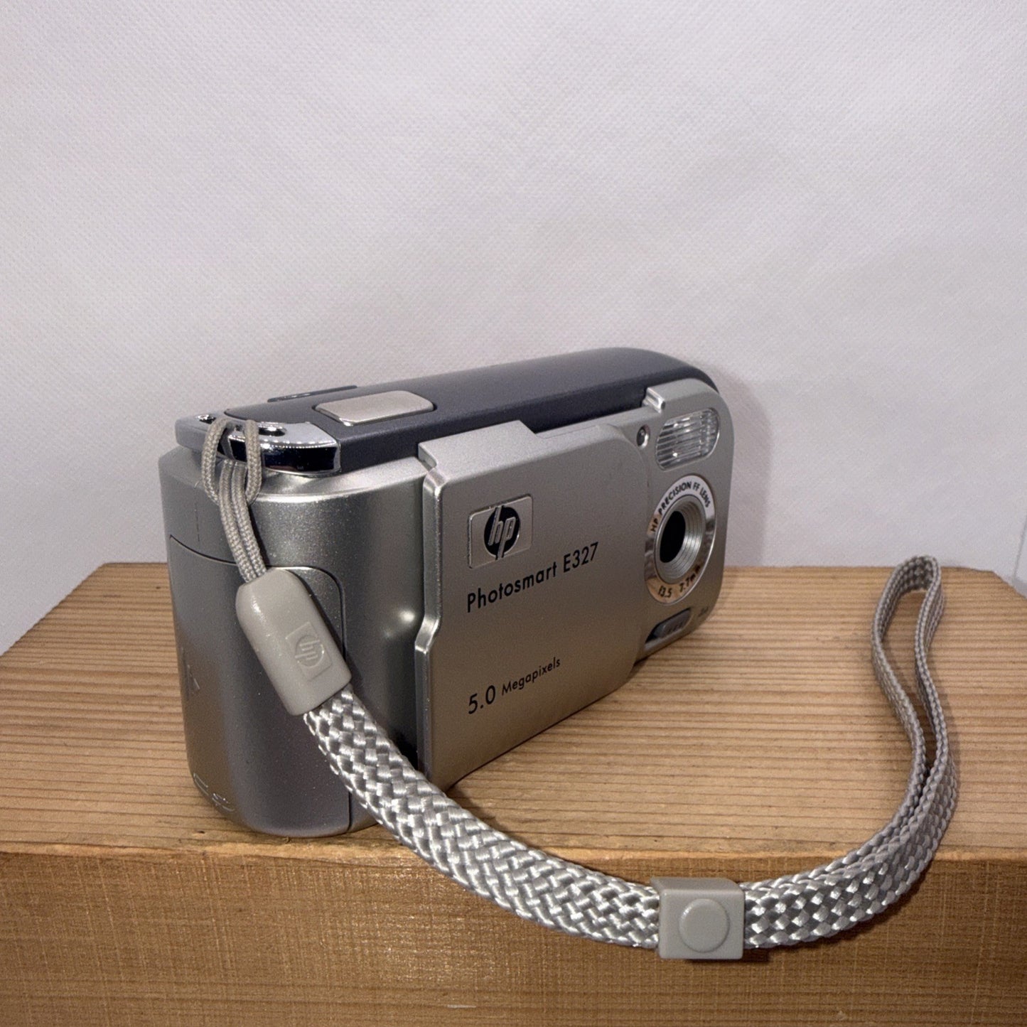 HP Photosmart E327 5MP Compact Digital Camera Tested Working + 1GB SD Retro Y2K