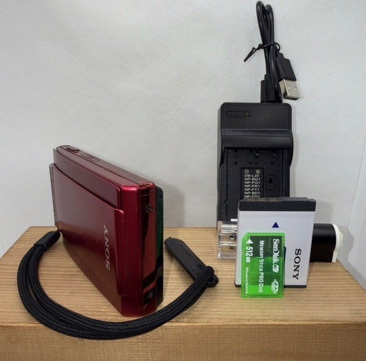 Sony Cyber-shot DSC-T300 10.1MP Digital Camera Working + Charger Battery Memory