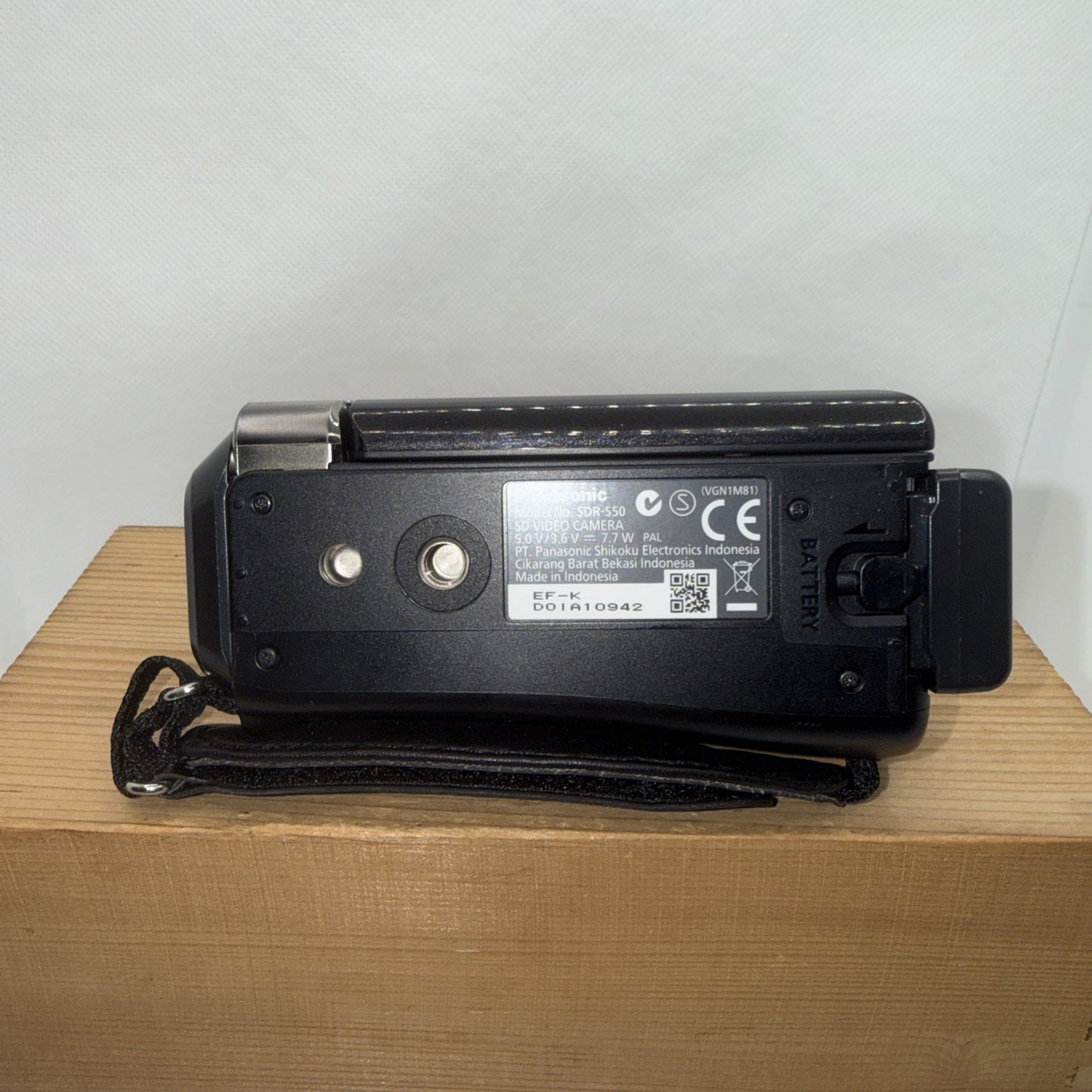 Panasonic SDR-S50 SD Camcorder Video Camera 78x Zoom LCD Screen Tested Working
