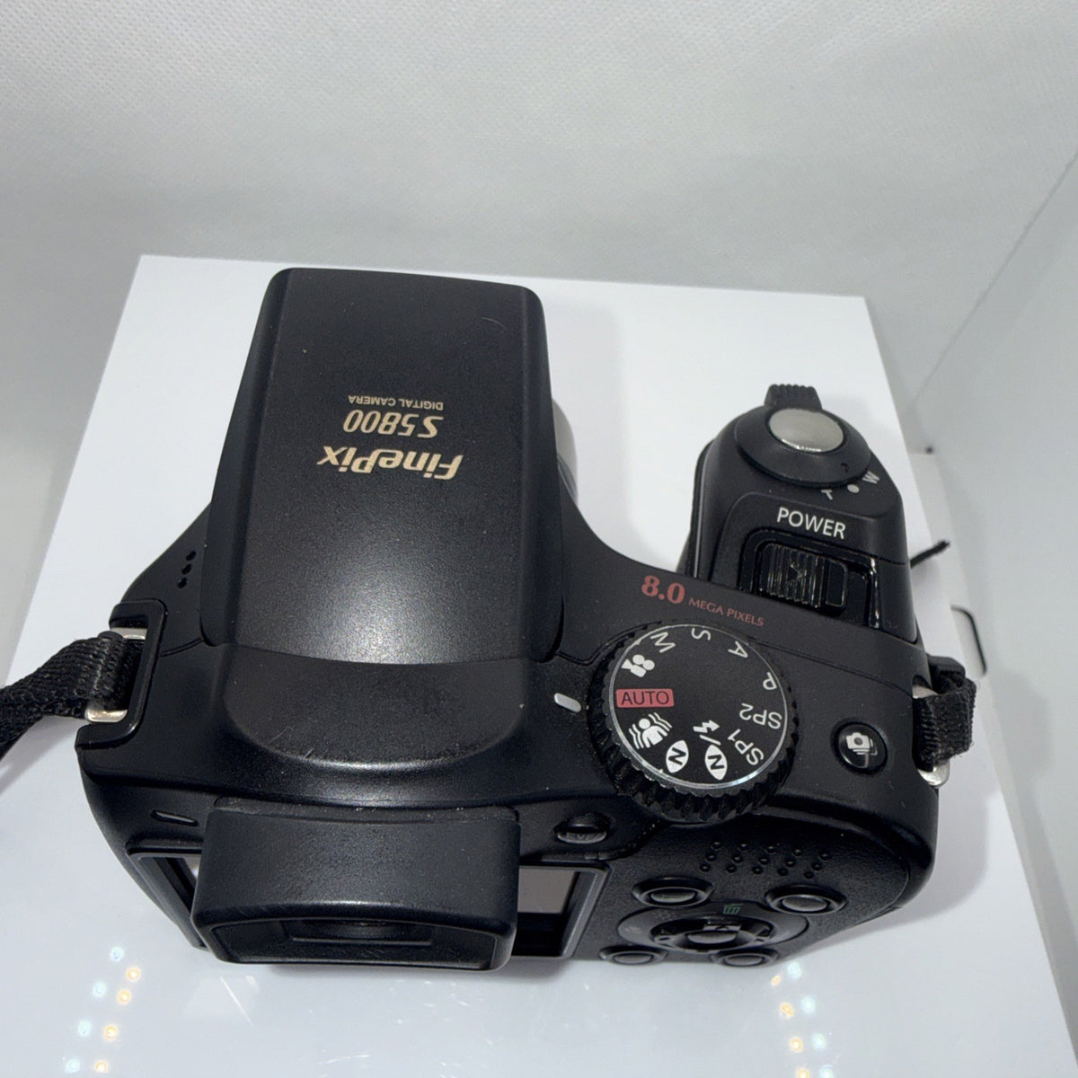 Digital Bridge Camera Fujifilm FinePix S5800 8MP Tested + Charger Batteries 4GB