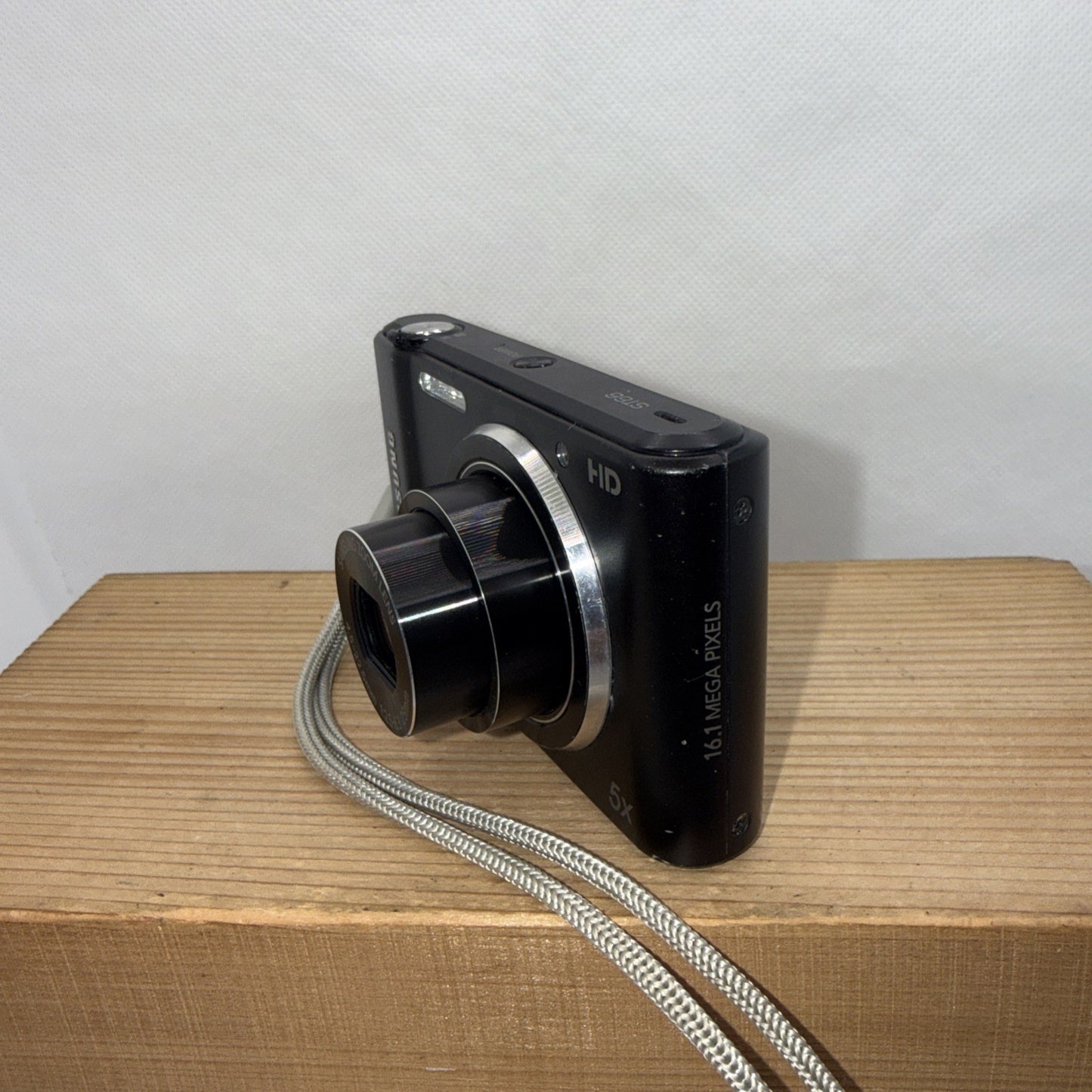 Samsung Digital Camera ST66 16.1MP Tested Working + Charger Battery 4GB SD Card