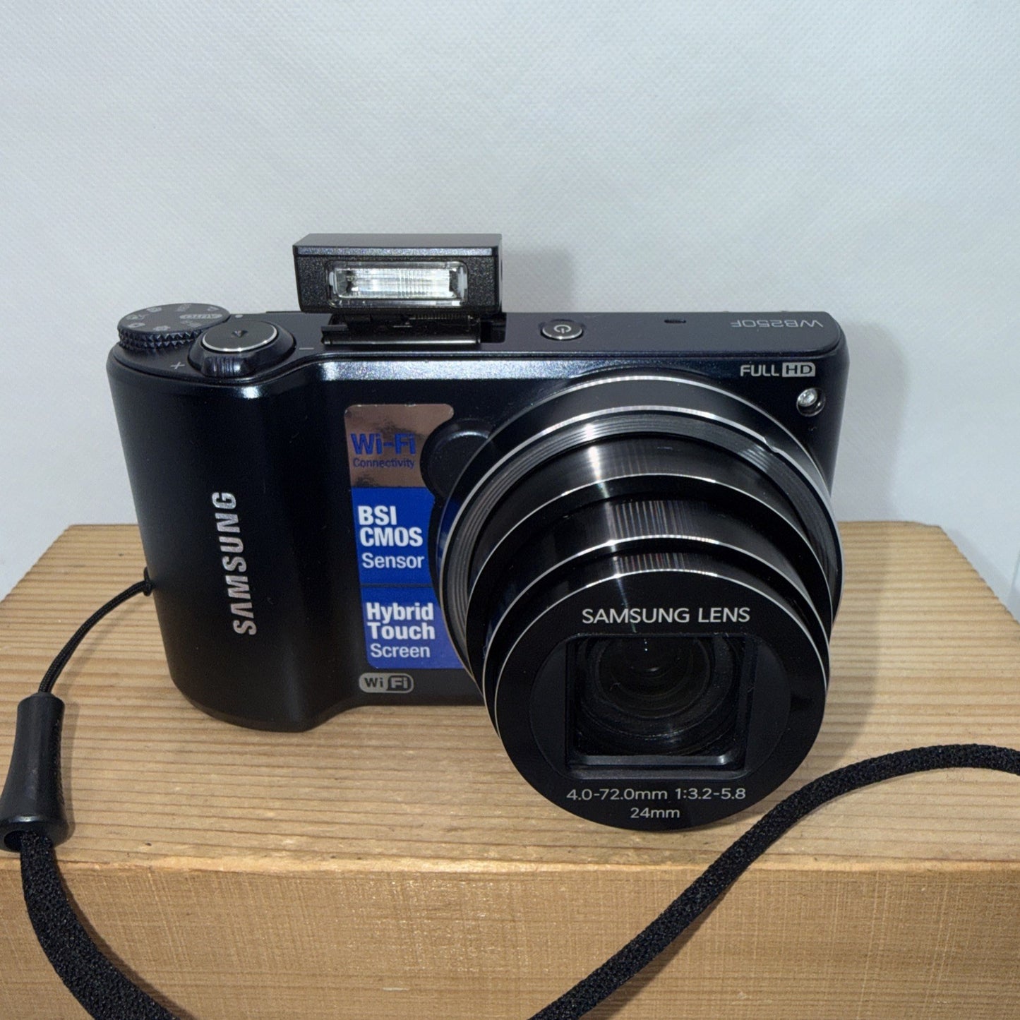 Samsung WB250F 14.2MP Digital Camera Dark Blue Tested + Charger Battery 16GB SD
