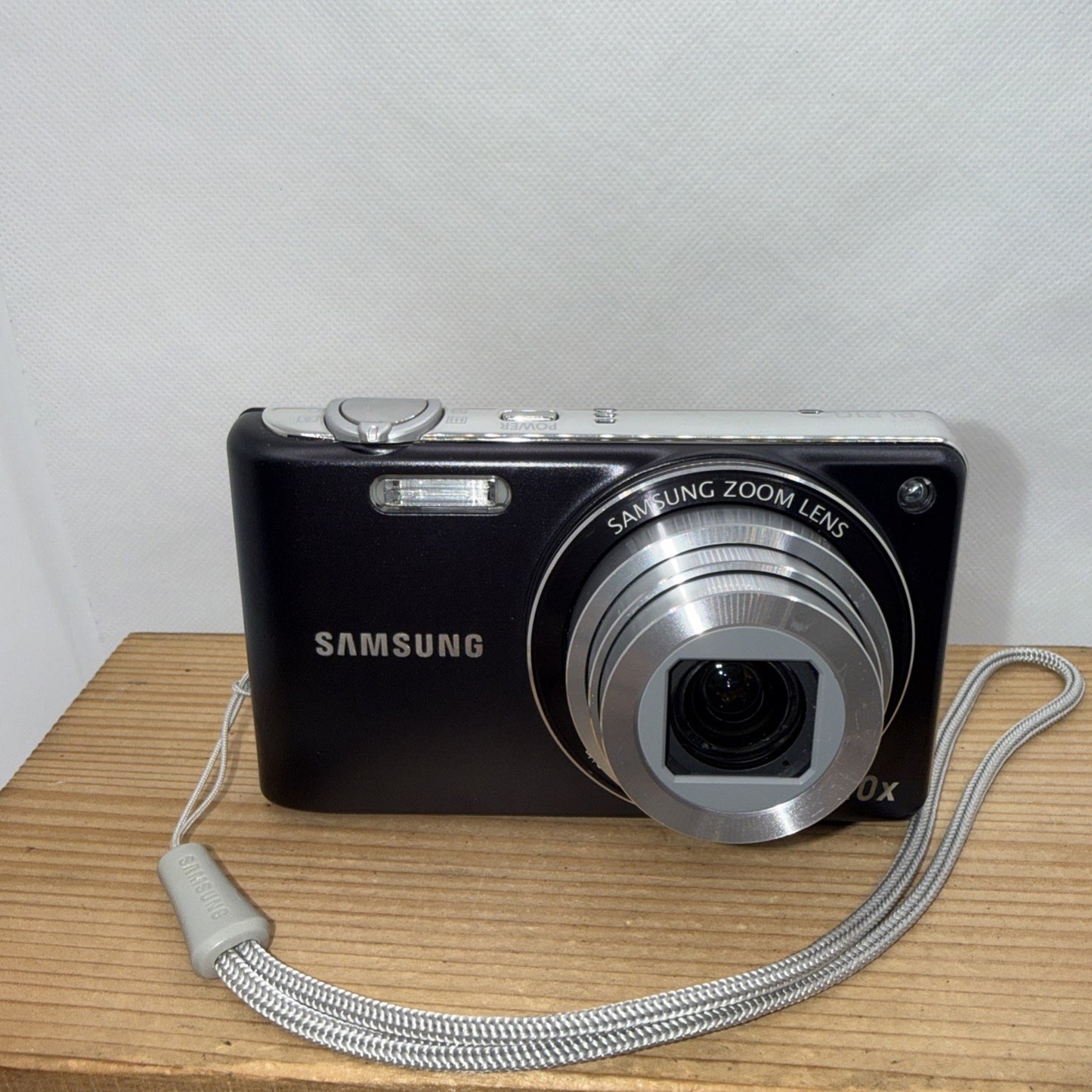 Samsung PL210 14.2MP Digital Camera Tested Working + Charger Battery 16GB SD