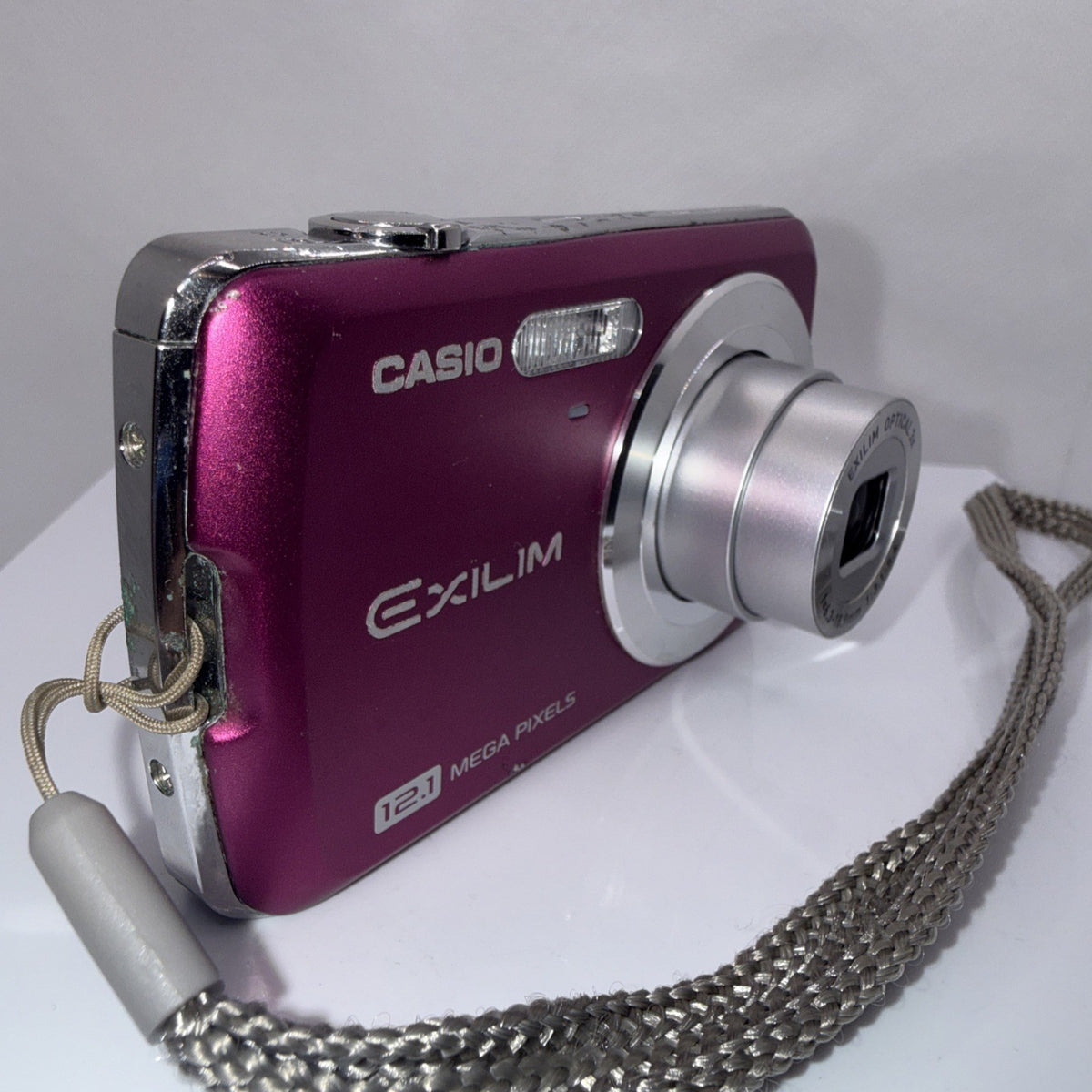 Casio Digital Camera Exilim EX-Z35 12.1MP Pink Tested + Charger Battery Case 4GB