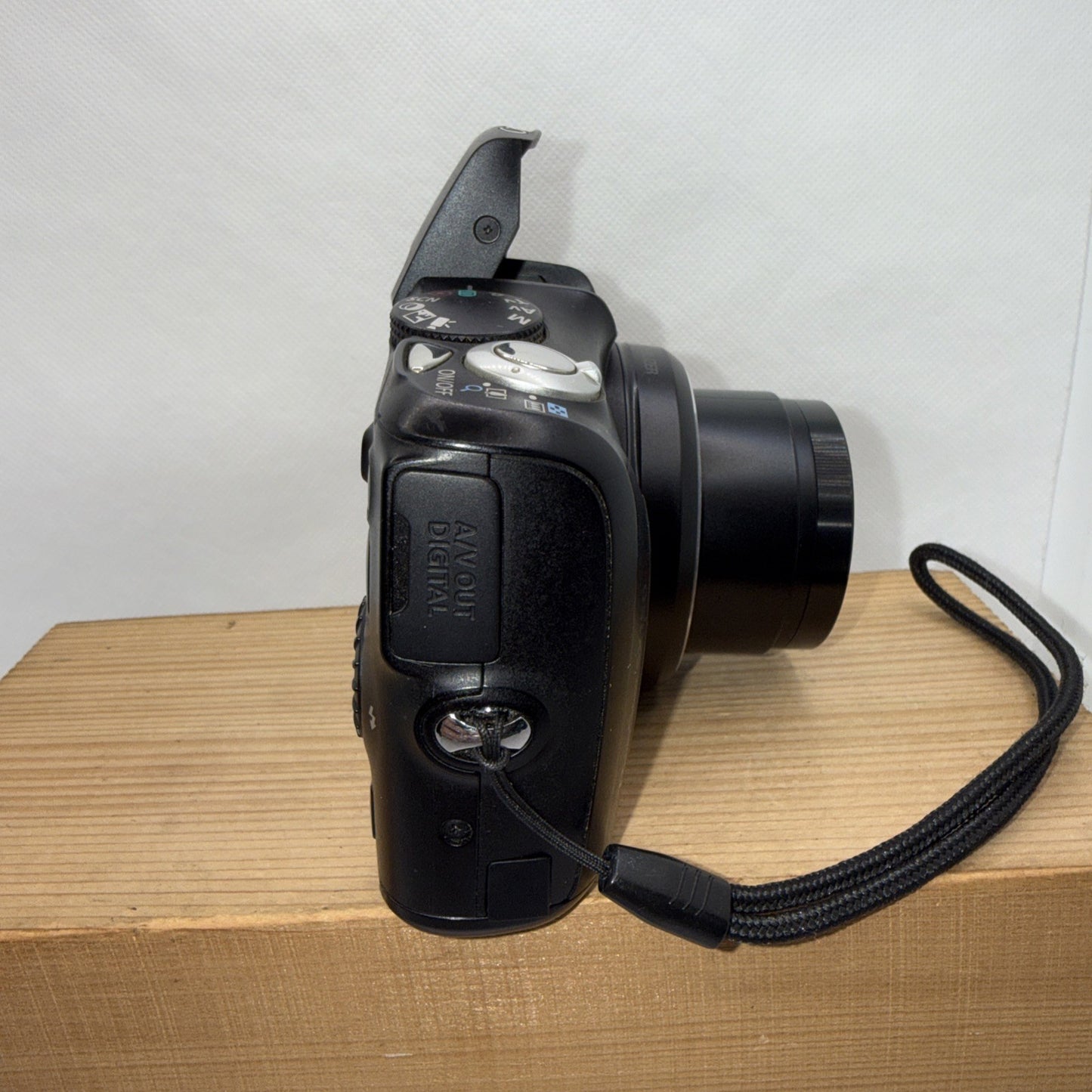 Canon PowerShot SX150 IS 14.1MP Digital Camera Tested Plus 16GB SD Memory Card