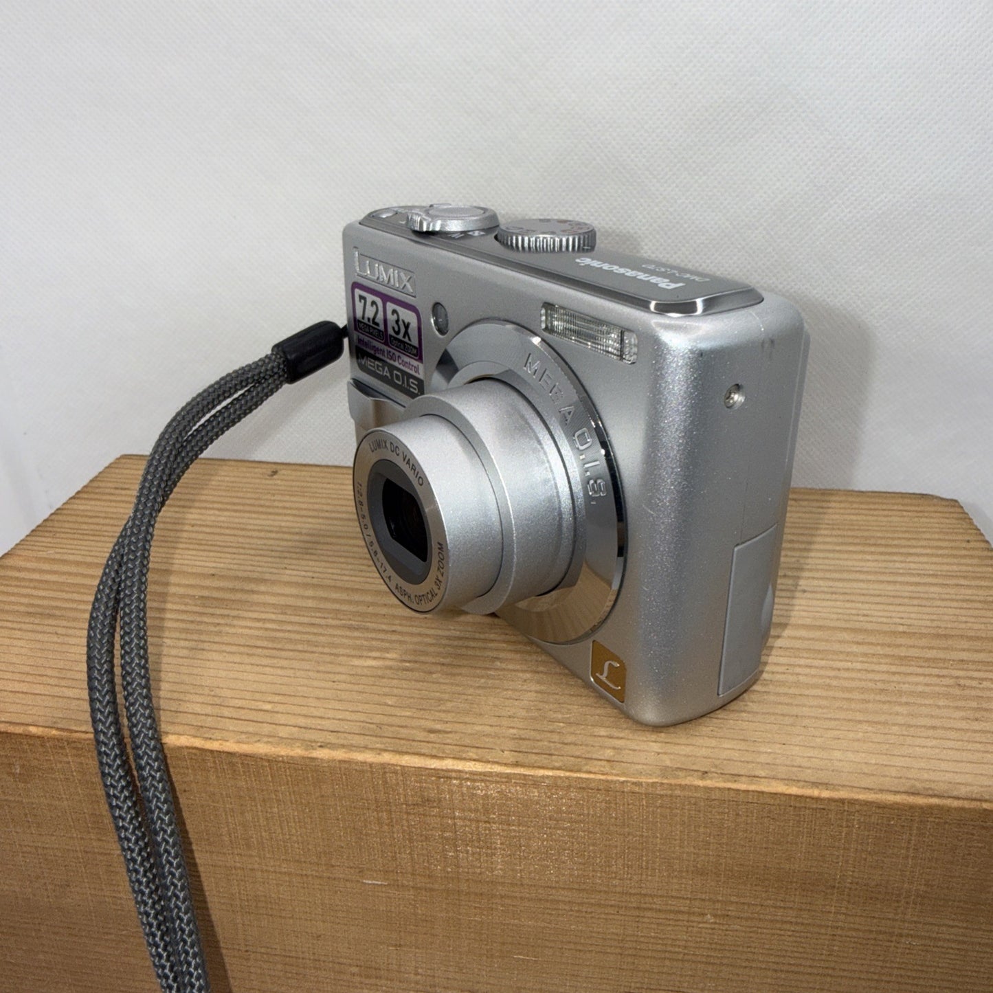 Panasonic Digital Camera Lumix DMC-LS70 7.2MP Tested Working + 2GB SD Card VGC
