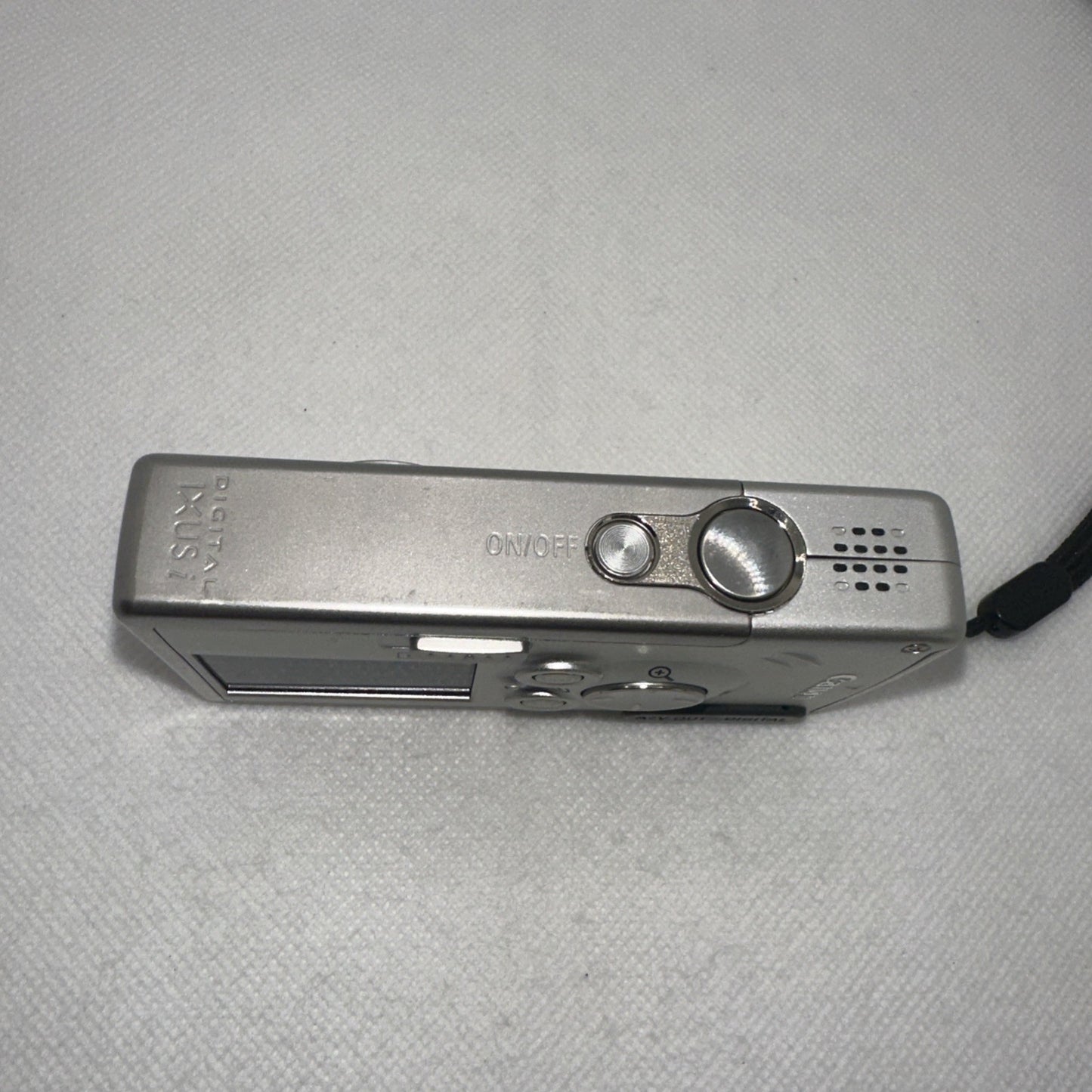 Canon PC1060 IXUS i 4MP Compact Digital Camera Charger Battery Memory4