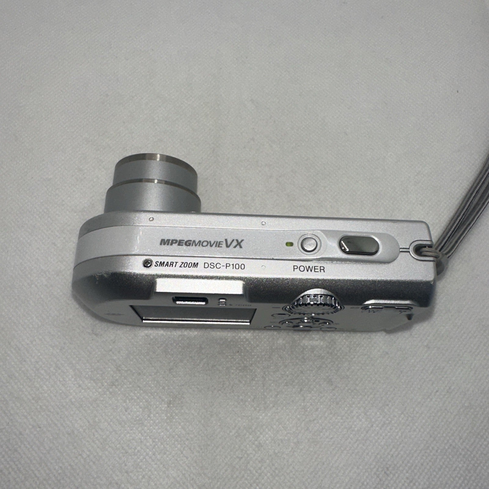 Sony Cybershot DSC-P100 5MP Digital Camera Tested + Charger Battery Memory Case5