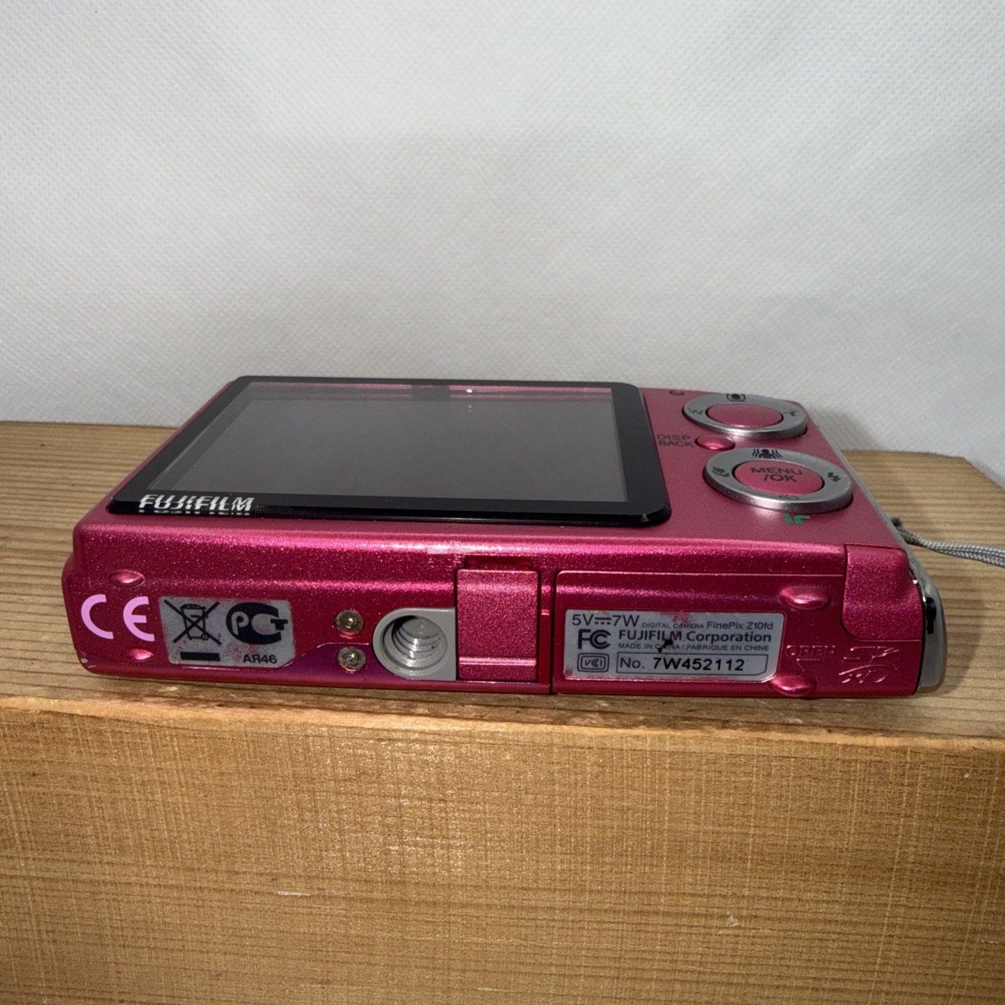 Fujifilm FinePix Z10fd 7.2MP Pink Digital Camera Tested + Charger Battery 4GB SD