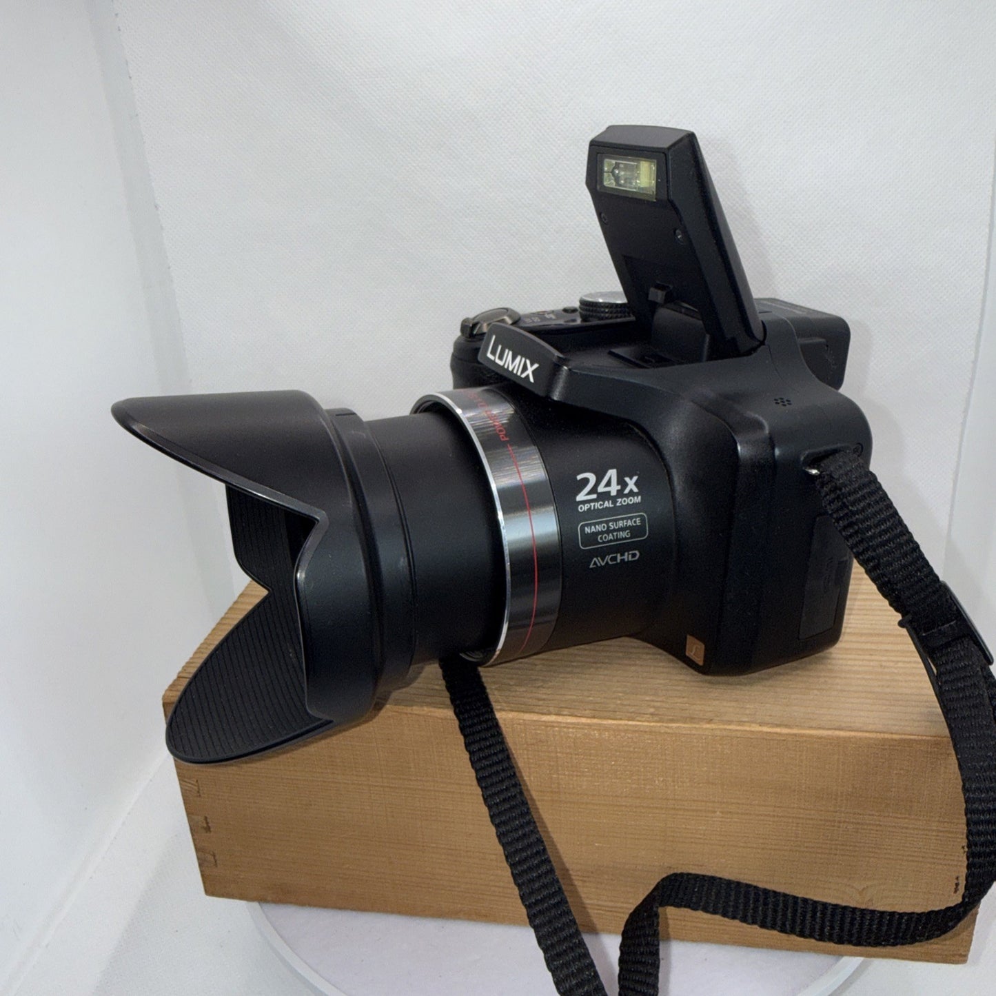 Panasonic Lumix DMC-FZ48 Digital Camera 12.1 MP 24x Optical Tested + Accessories
