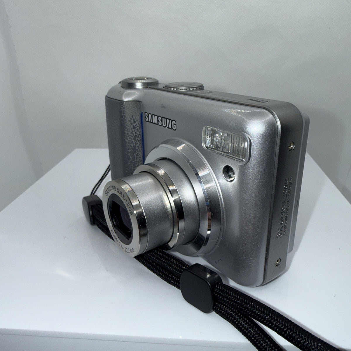 Samsung Digimax D103 10.1MP Digital Camera Tested + Charger Batteries 2GB SD