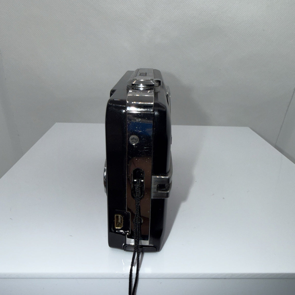 Digital Camera Hitachi HDC-1296E 12.1MP Black Tested Full Working Set