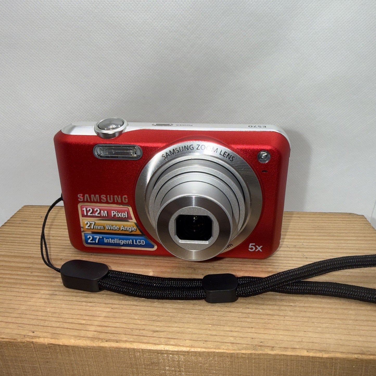 Samsung ES70 12.2MP Digital Camera Red Tested Working  + Charger Battery 4GB SD