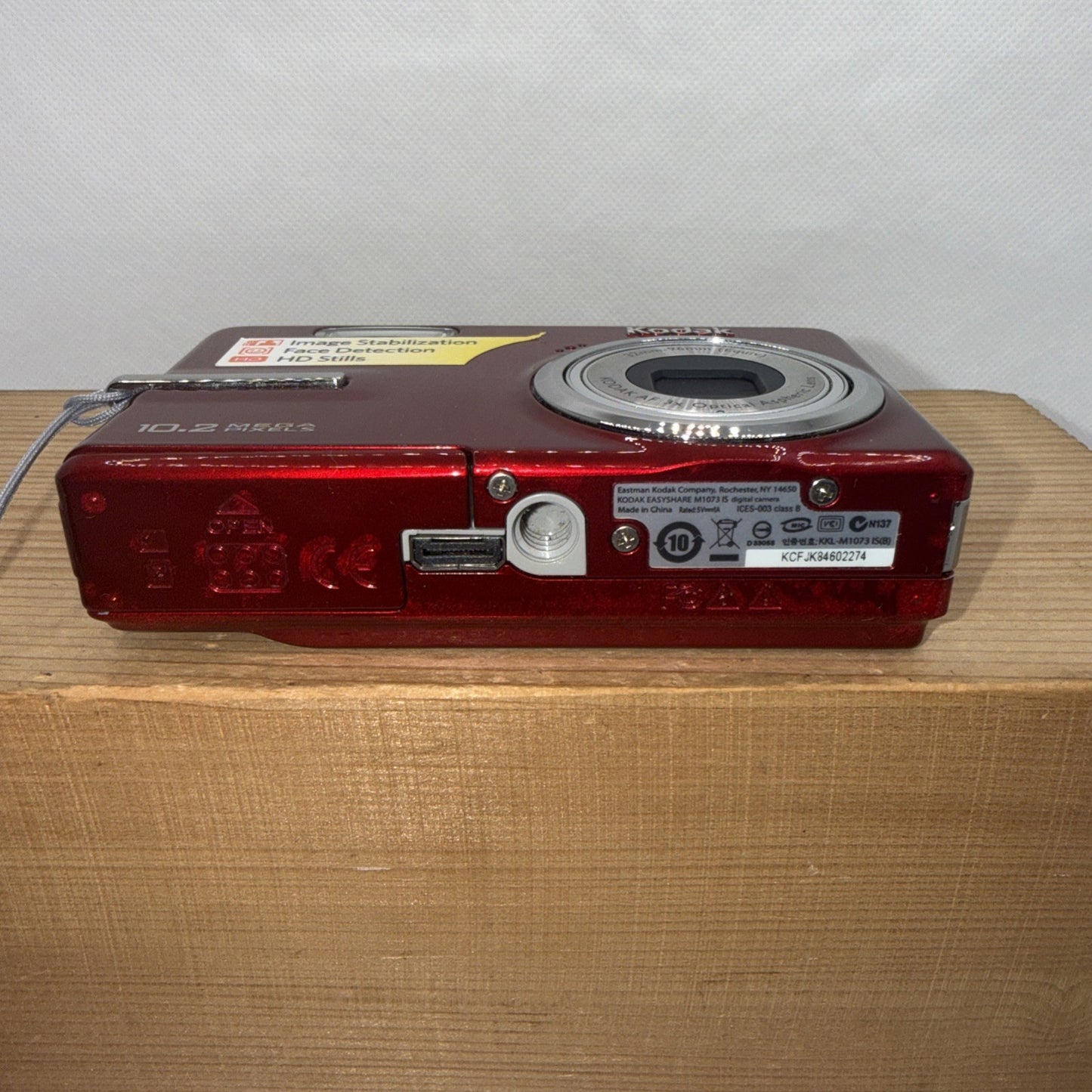 Kodak EasyShare M1073 Is Digital Camera 10.2MP Tested + Charger Battery 4GB SD