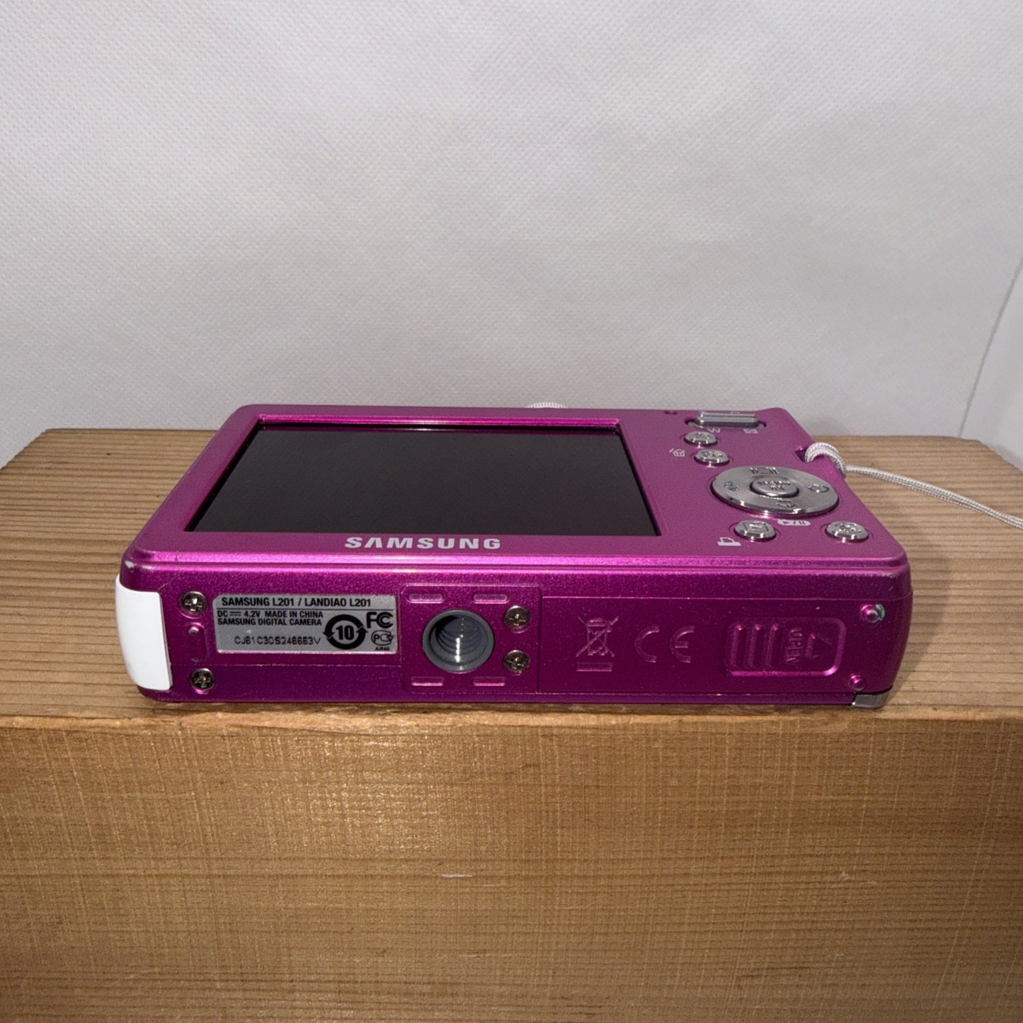 Samsung L201 10.2MP Pink Digital Camera Tested Working + Charger Battery 4GB SD