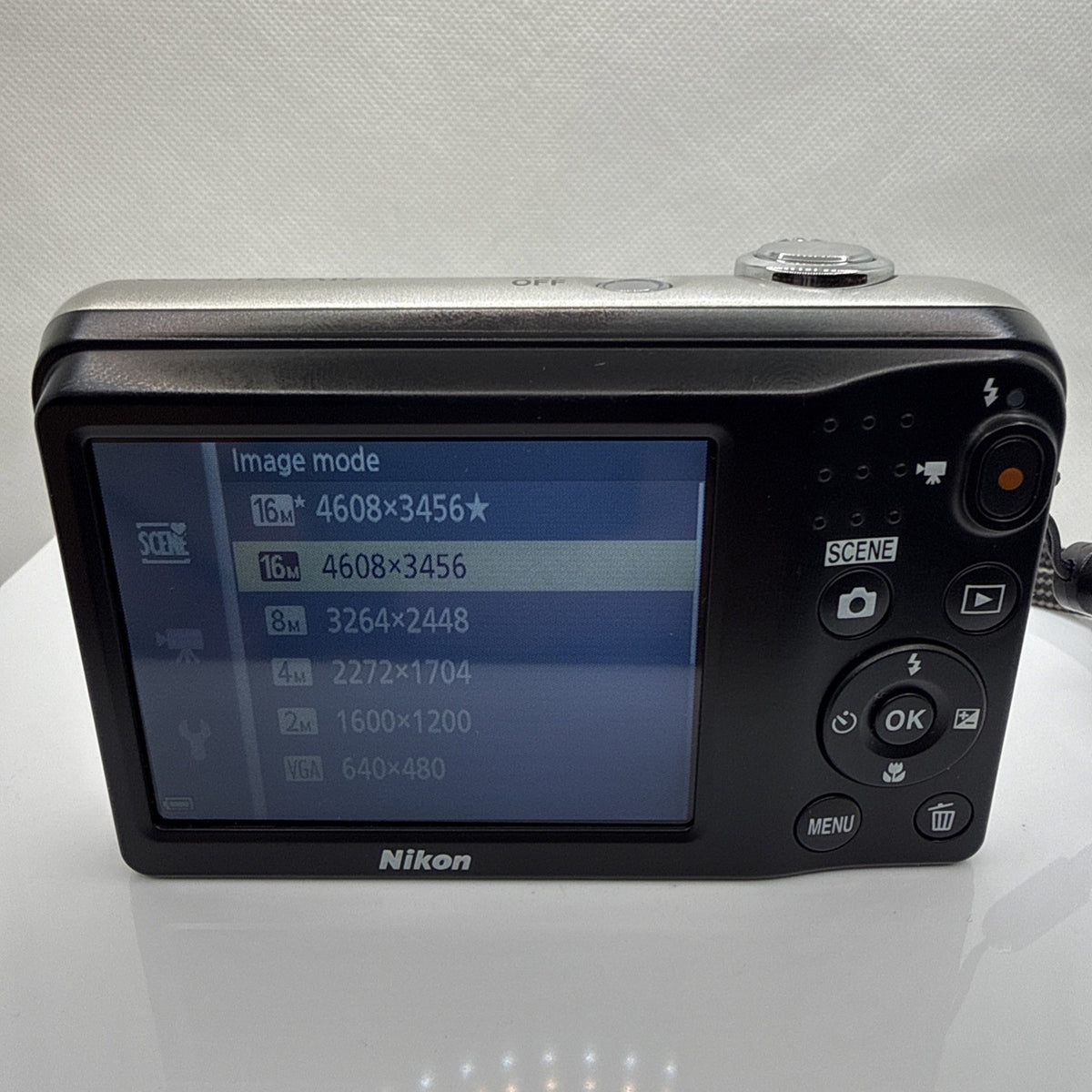 Nikon Coolpix A10 16.1MP Digital Camera Tested Full Kit Charger Batteries 4GB SD