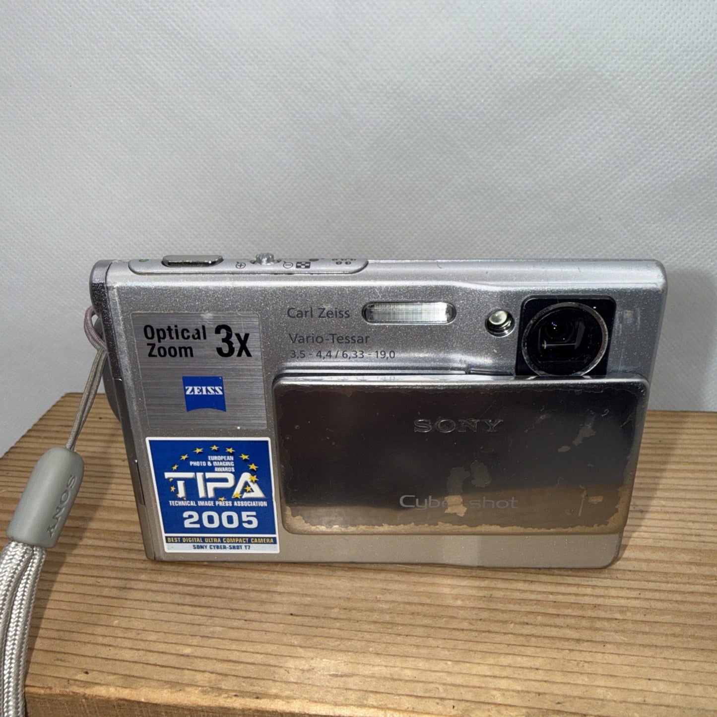 Sony Cyber-shot DSC-T7 Digital Camera Ultra Slim Tested + Charger Battery Memory