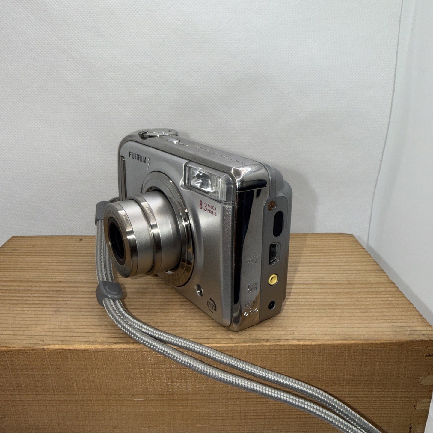 Fujifilm FinePix A800 8.3MP Digital Camera Boxed  Tested Working + 2GB SD Card