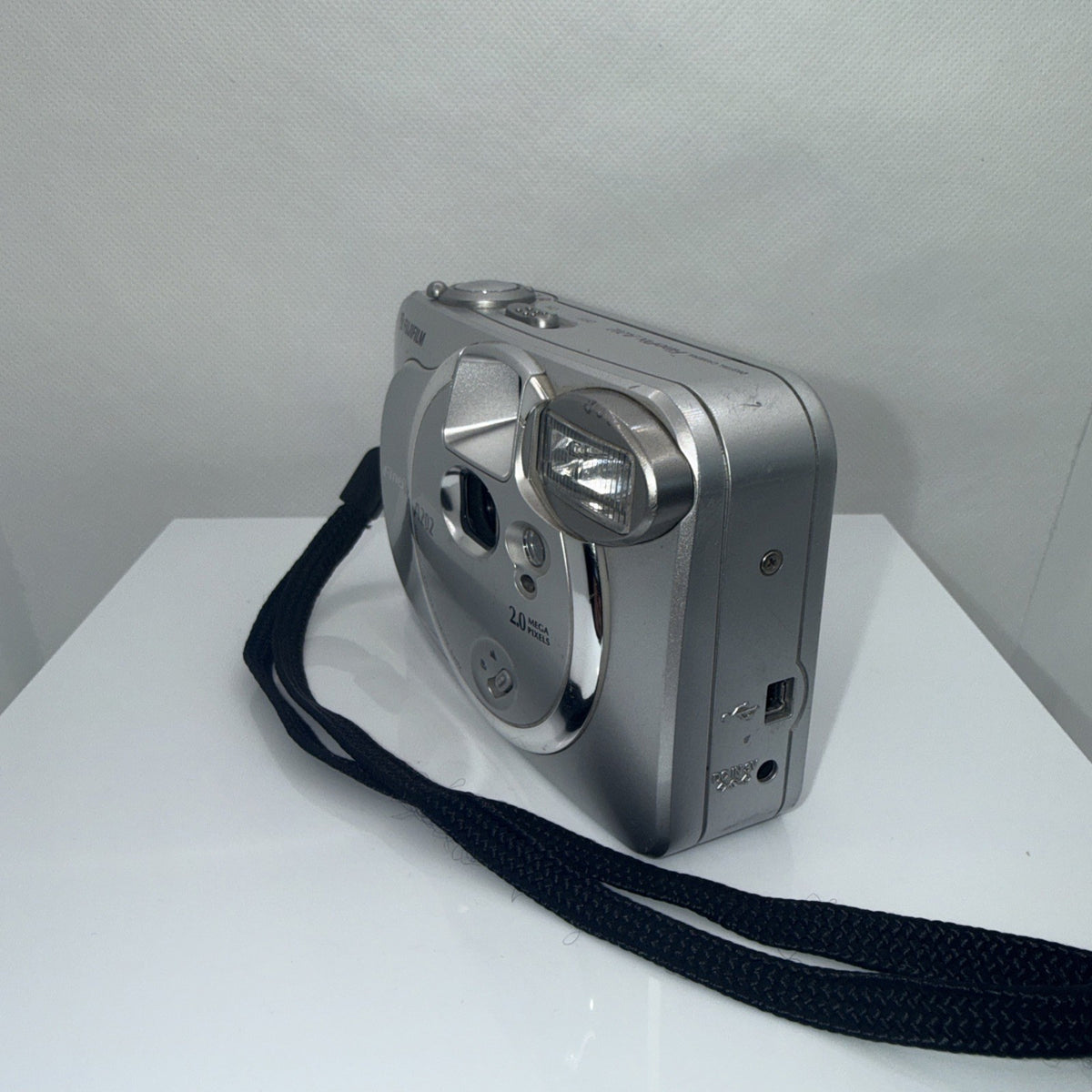 Digital Camera Fujifilm FinePix A202 2MP Tested Working Full Kit Ready To Use!