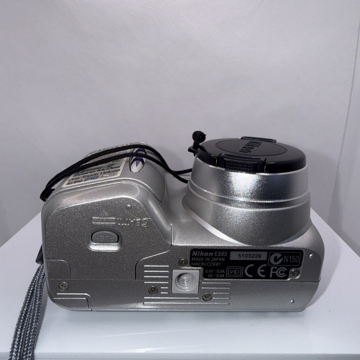 Nikon Coolpix 885 3.2MP Digital Camera Tested Working Full Kit Ready To Use