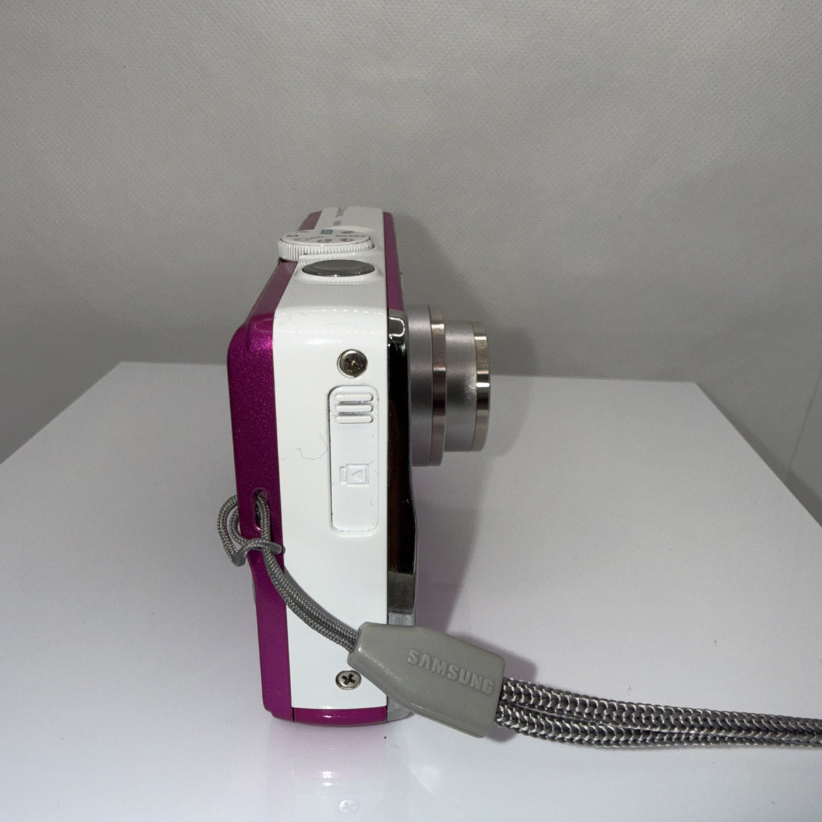 Samsung L301 12.2MP Digital Camera Pink Tested Working + Charger Battery 4GB SD