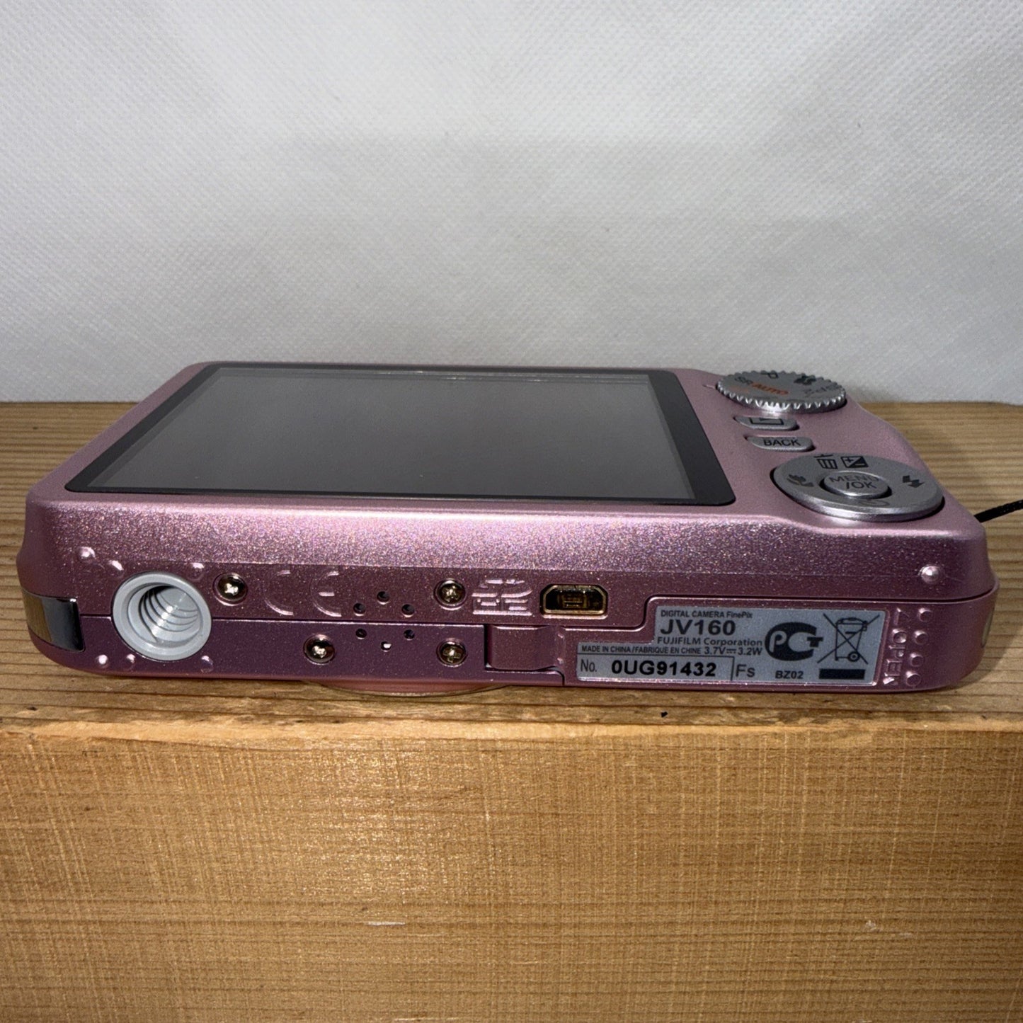 Fujifilm JV160 14MP Digital Camera Pink Tested + Charger Battery Case 4GB SD VGC