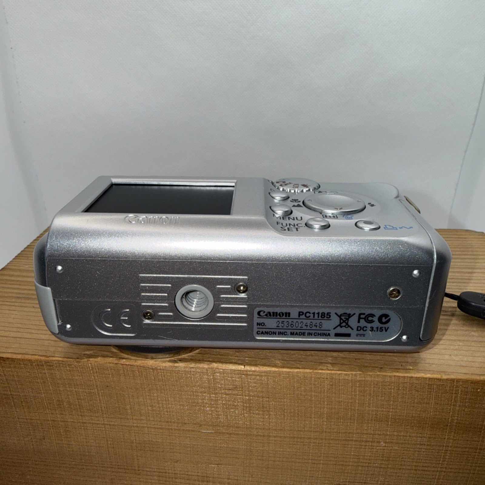 Canon PowerShot A420 Digital Camera 4MP Tested Working + Memory Case Bundle8