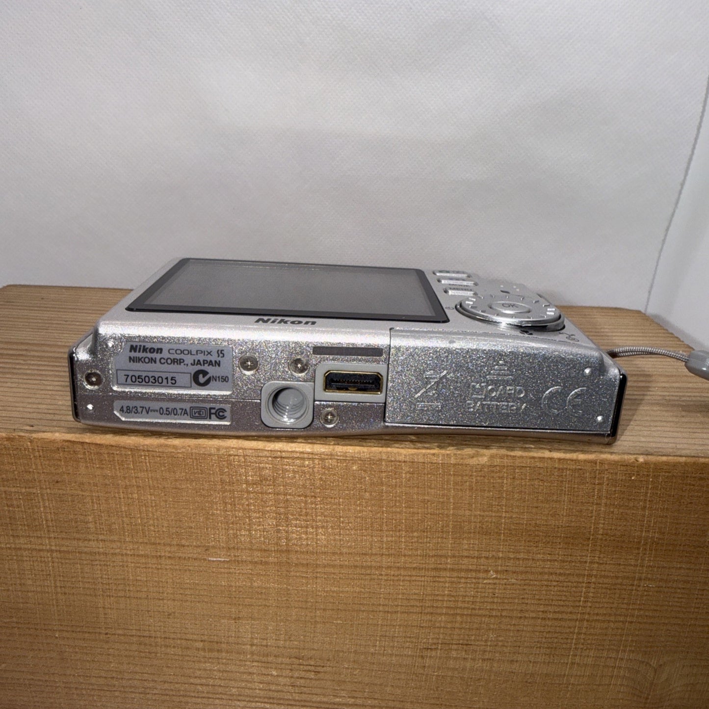 Nikon Digital Camera Coolpix S5 6.0MP Silver Tested Full Working Set