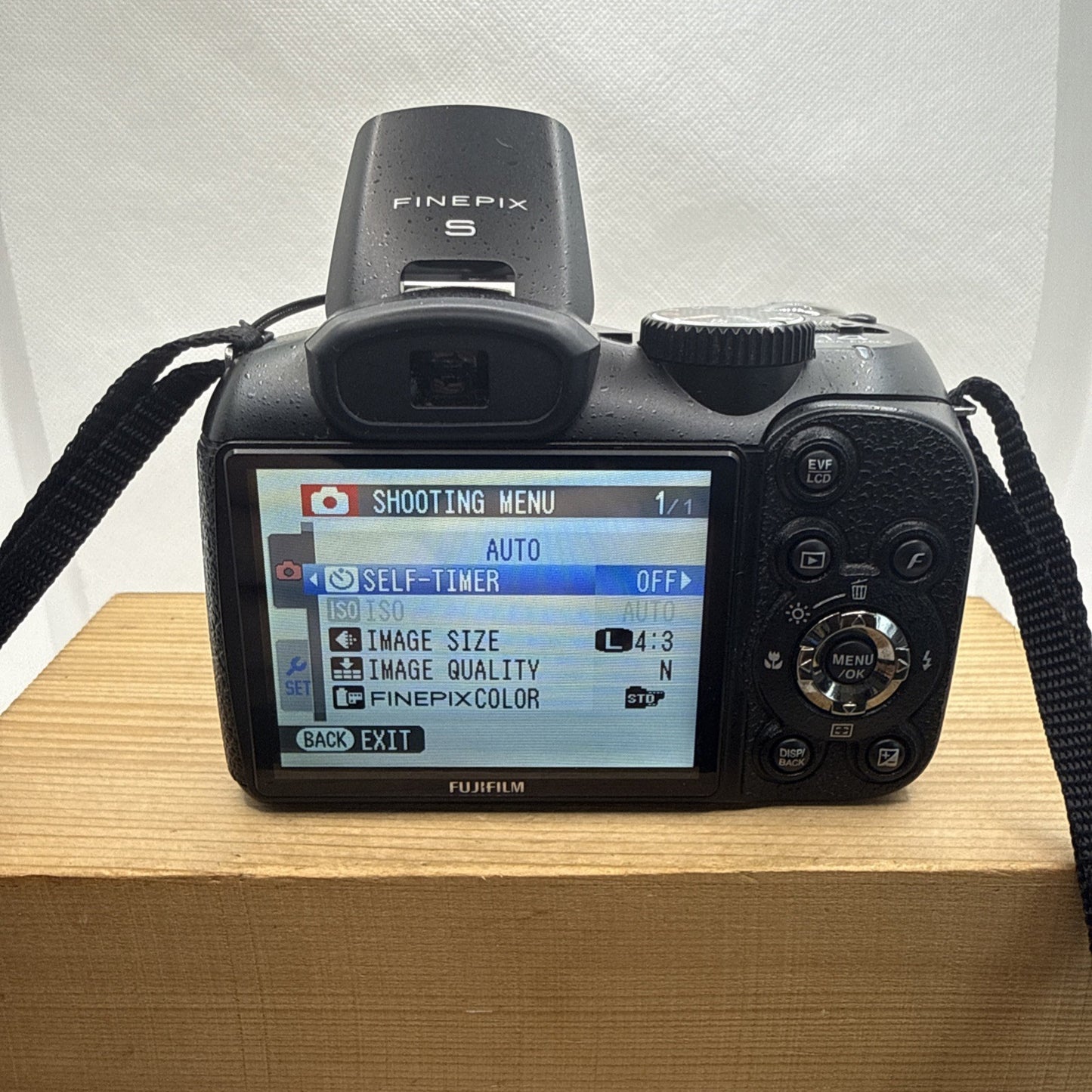 Fujifilm FinePix S Series S2950 14.0MP Digital Camera Tested + 4GB SD Card