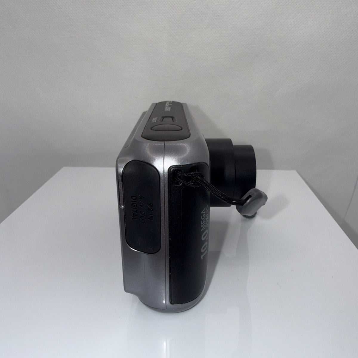 Canon Digital Camera PowerShot A490 10.0MP Tested Charger Batteries 4GB SD Card