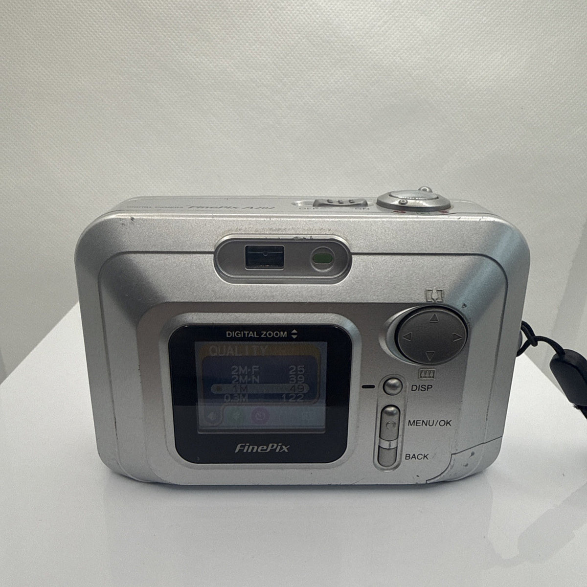 Digital Camera Fujifilm FinePix A202 2MP Tested Y2K + Charger Batteries Memory