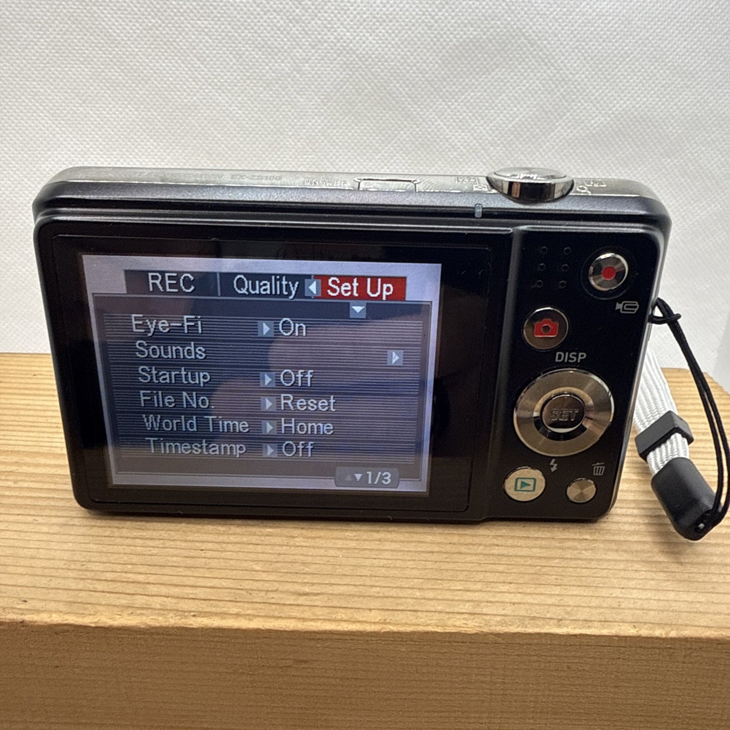 Casio Exilim EX-ZS100 14.1MP Digital Camera Tested Boxed + Charger Battery 4GB