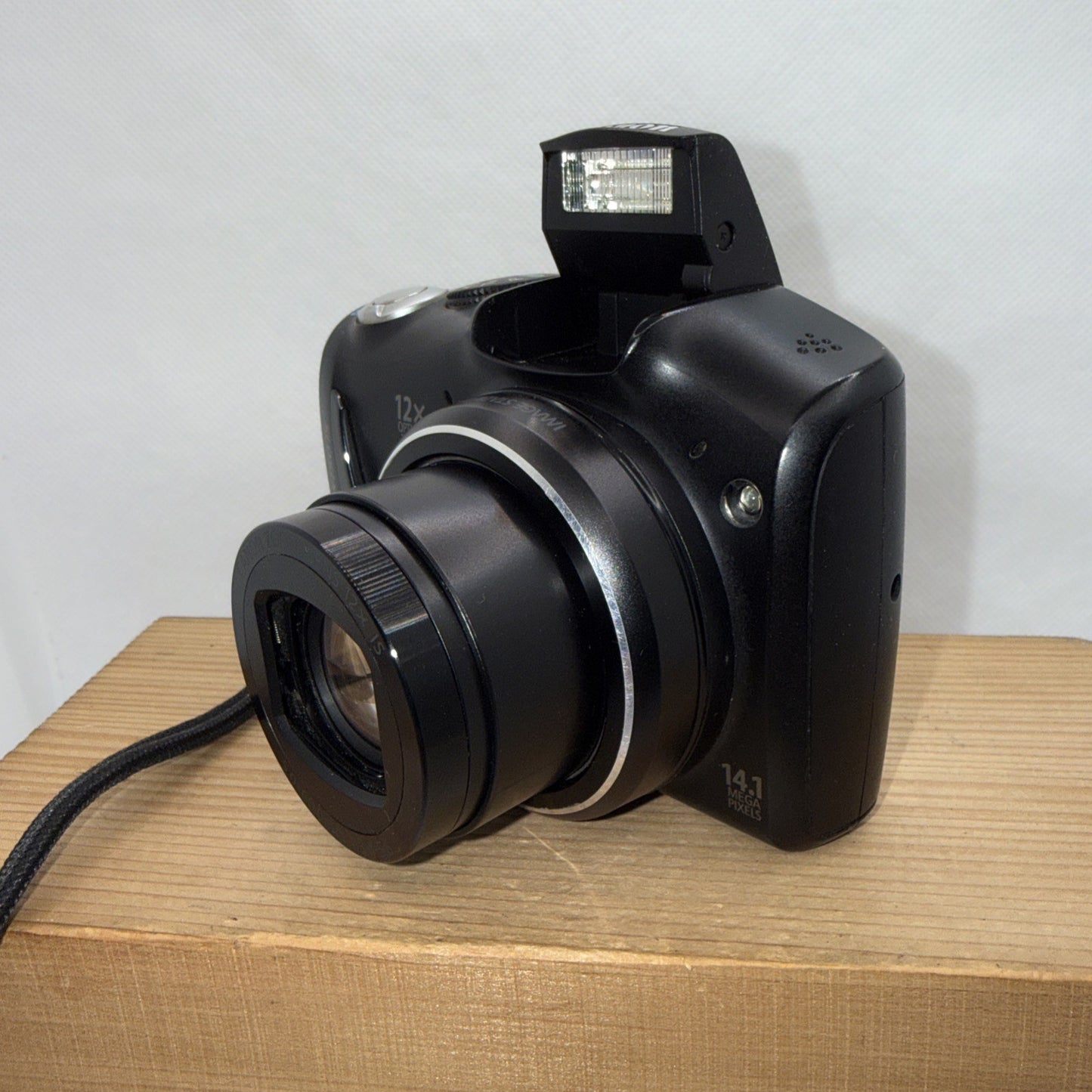 Canon PowerShot SX150 IS 14.1MP Digital Camera Tested Plus 16GB SD Memory Card