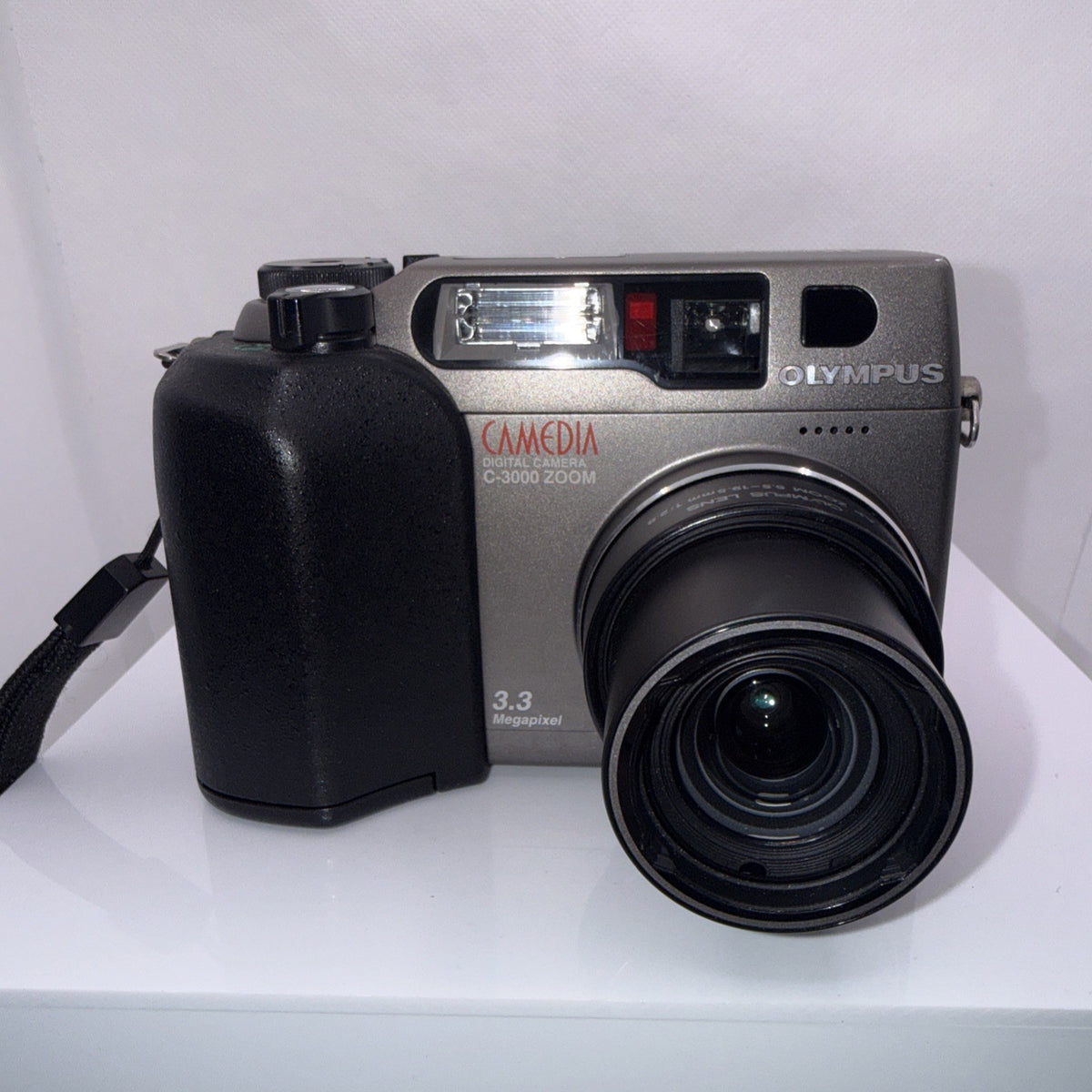 Retro Digital Camera Olympus Camedia C-3000 Zoom 3.3MP Tested Full Kit Working