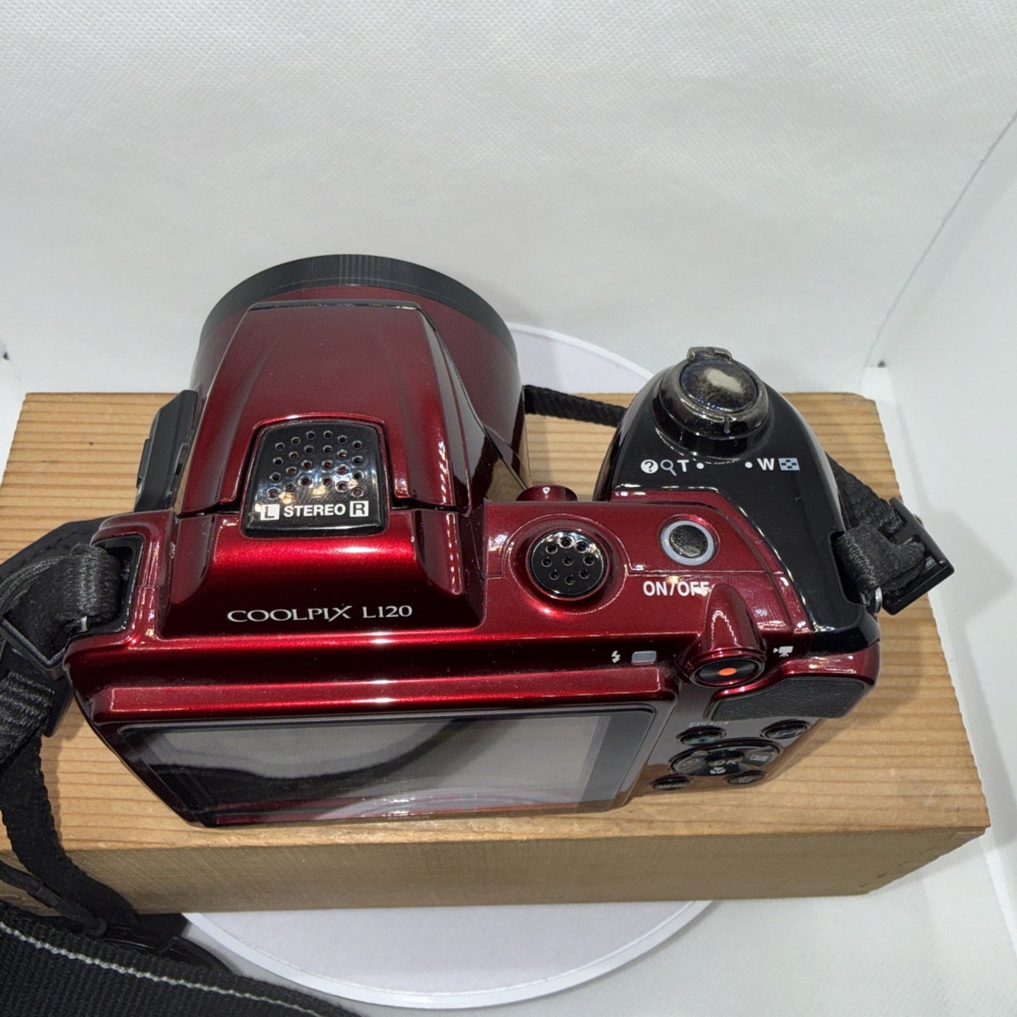 Nikon Coolpix L120 14.1MP Ruby Red Digital Bridge Camera Working + 4GB SD + Bag