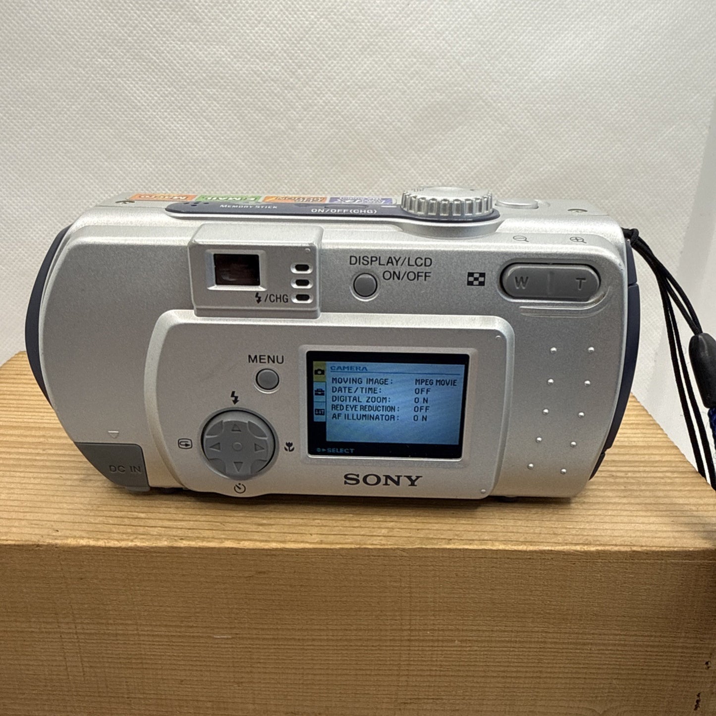 Sony Digital Camera Cybershot DSC-P50 2.1MP Silver Tested + Memory Retro